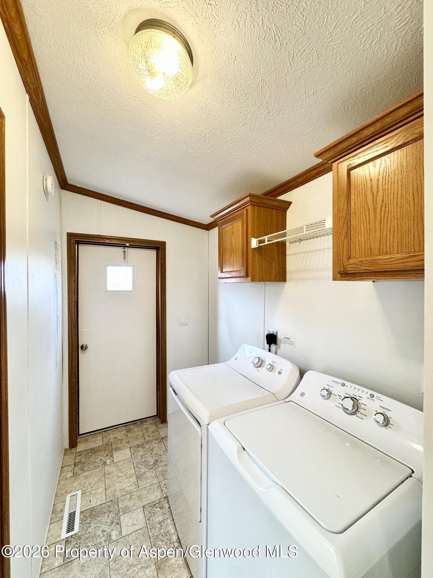 33 Silverton Place Property Photo 15
