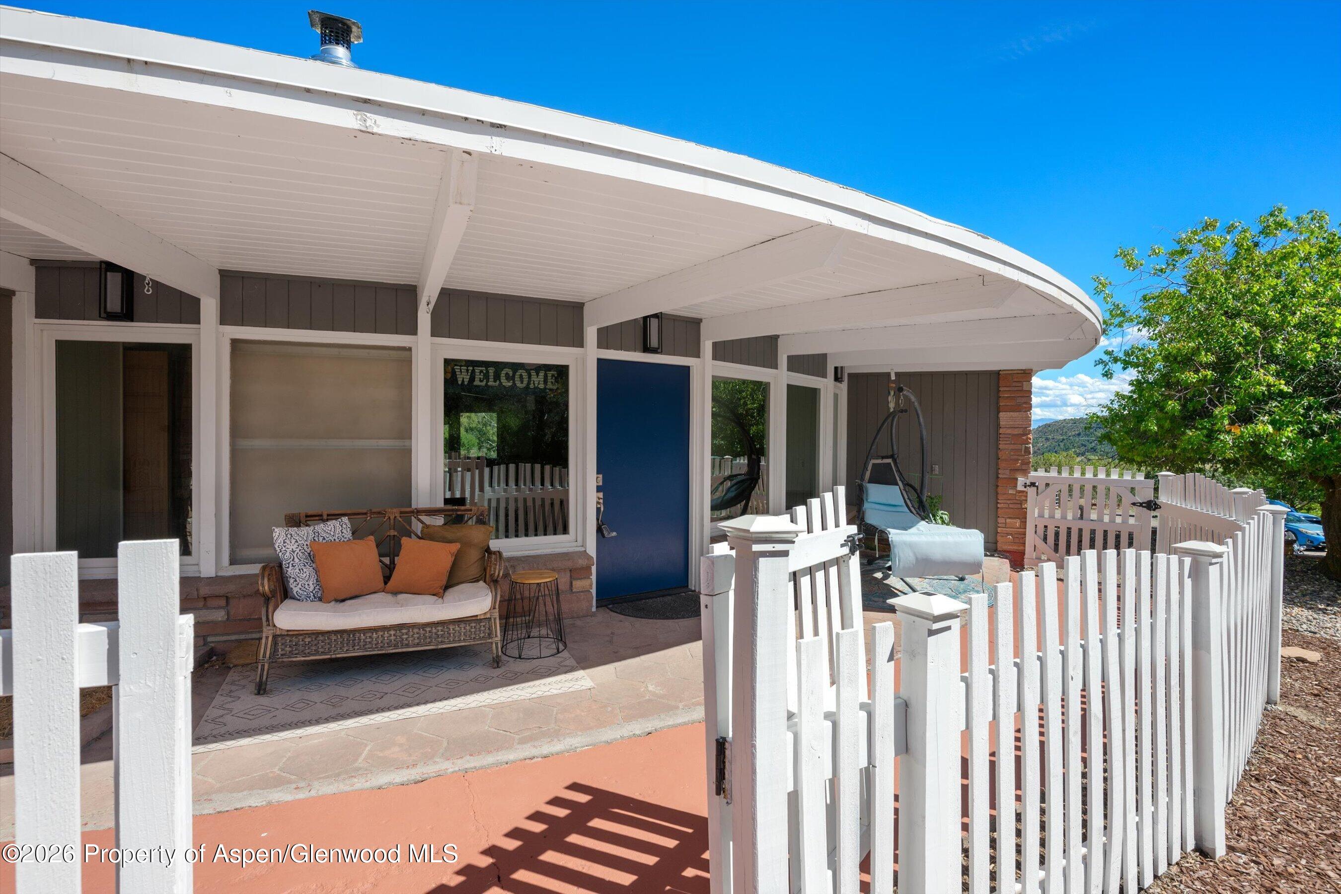 10878 Highway 13 Property Photo 5