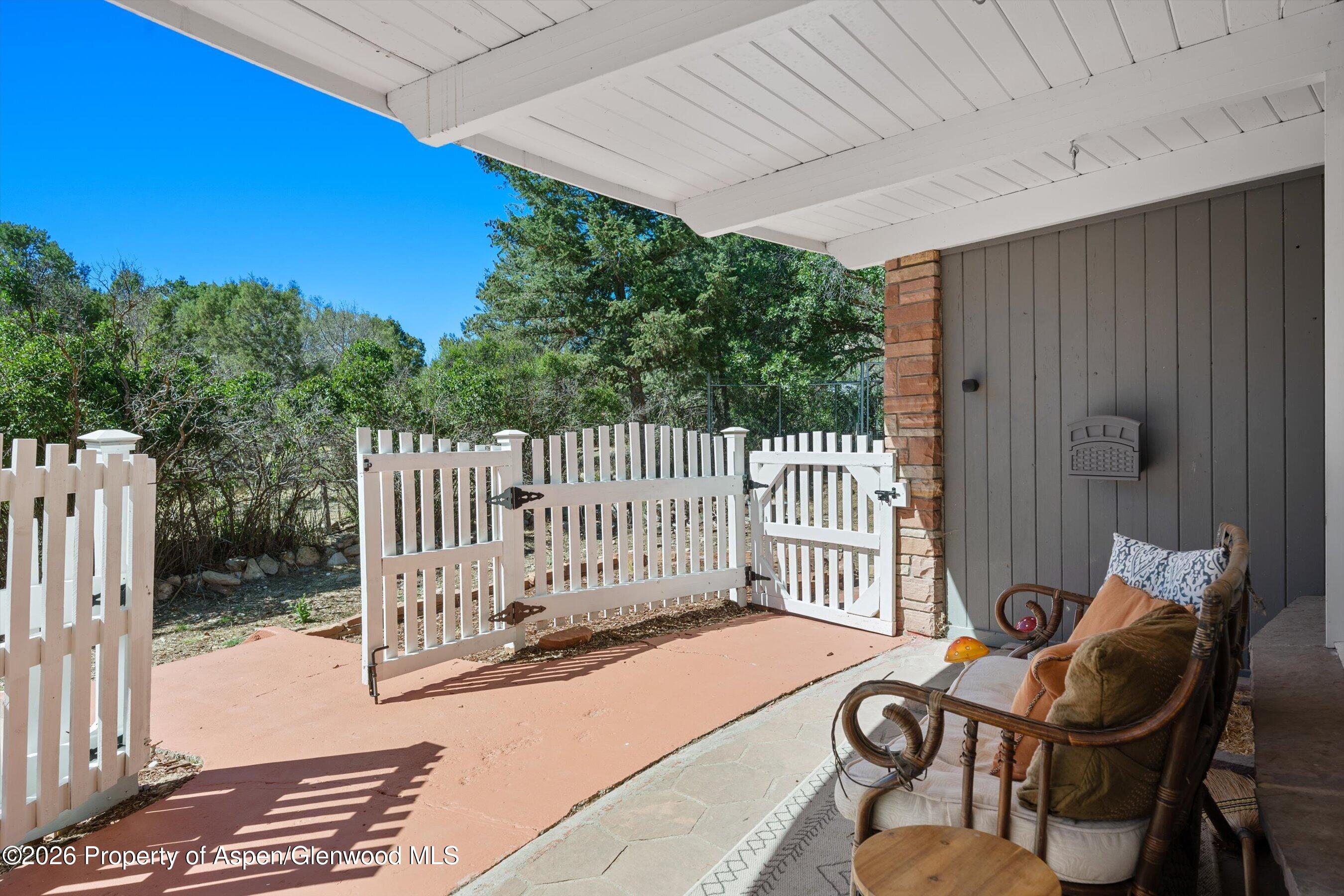 10878 Highway 13 Property Photo 10
