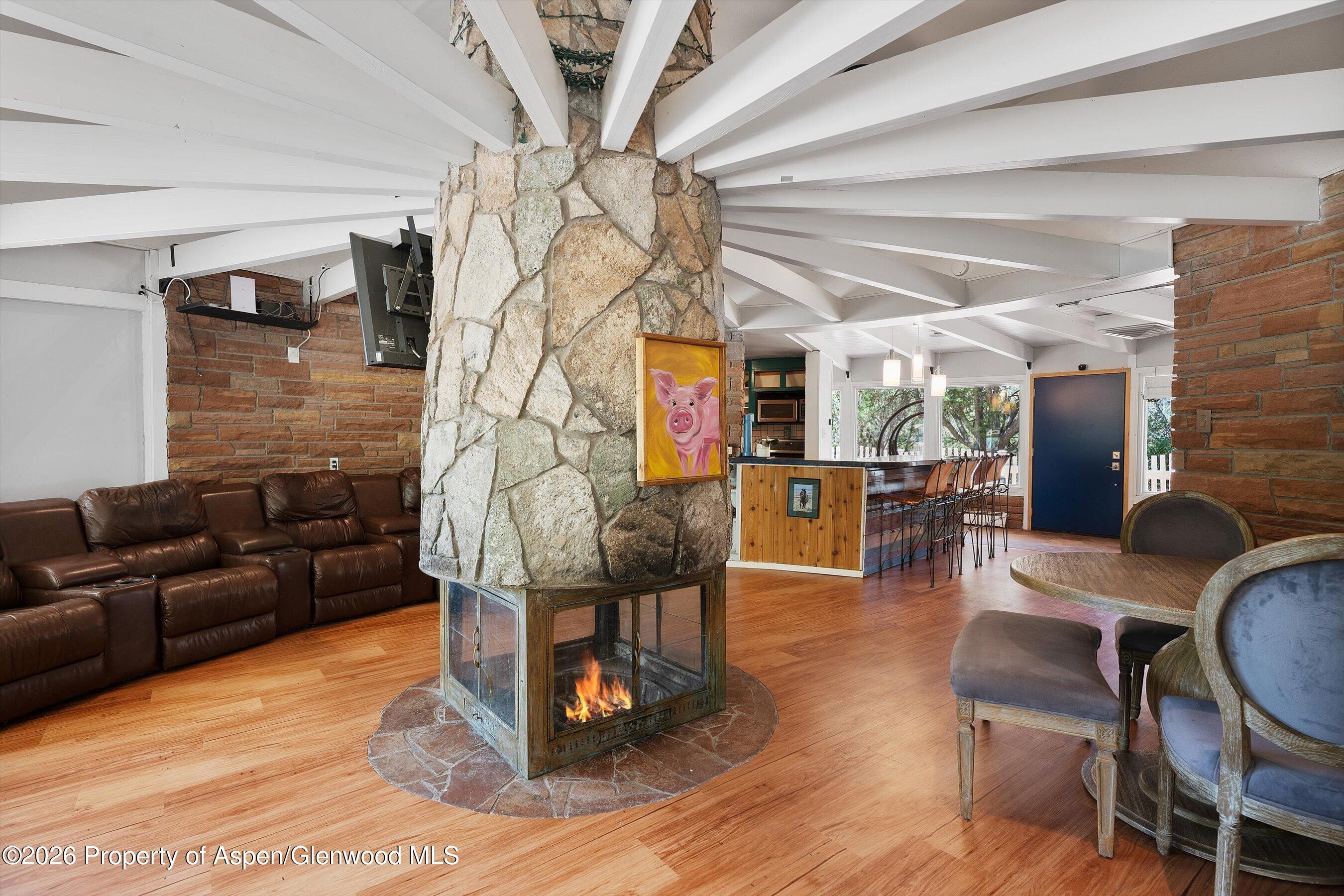 10878 Highway 13 Property Photo 13