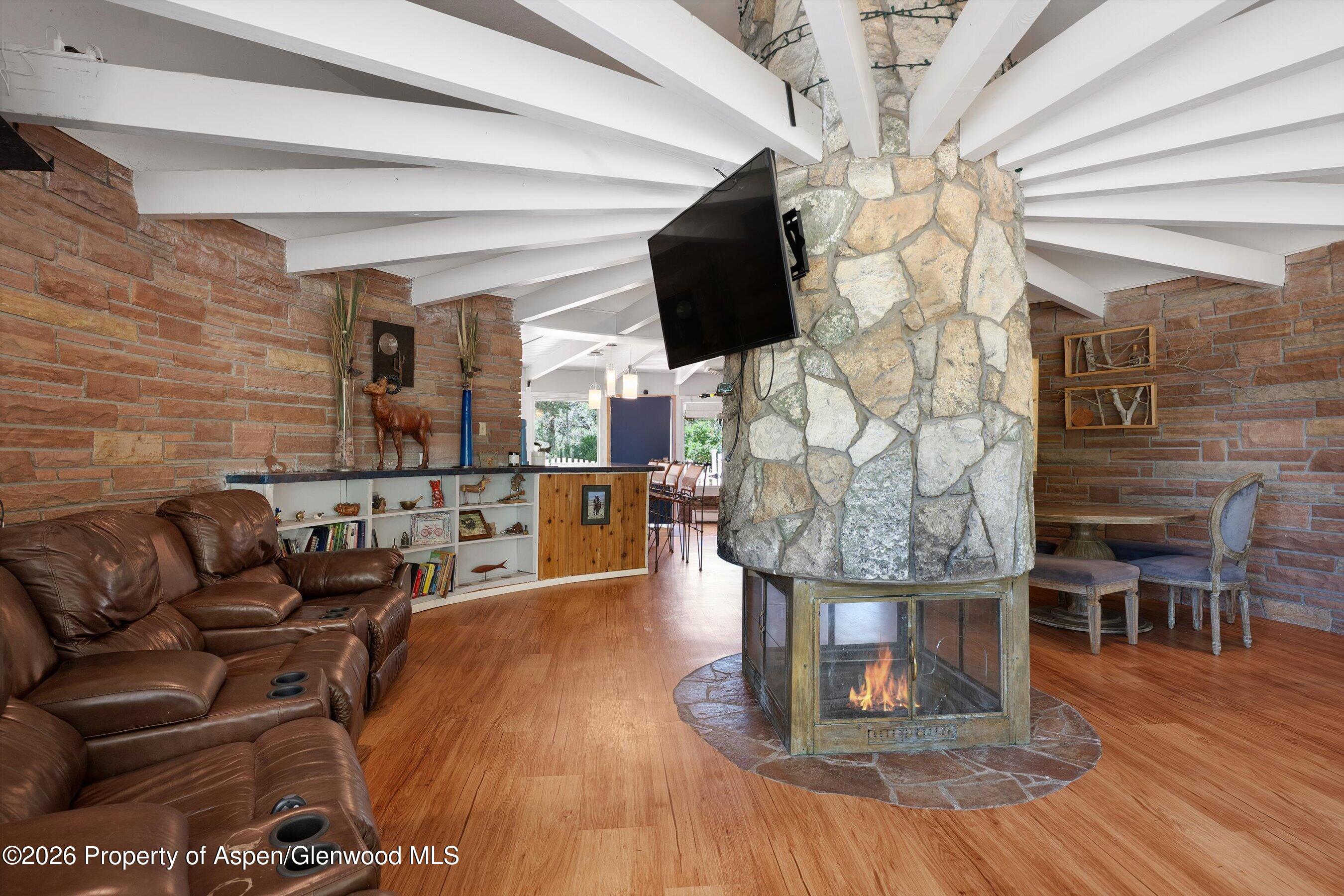 10878 Highway 13 Property Photo 16