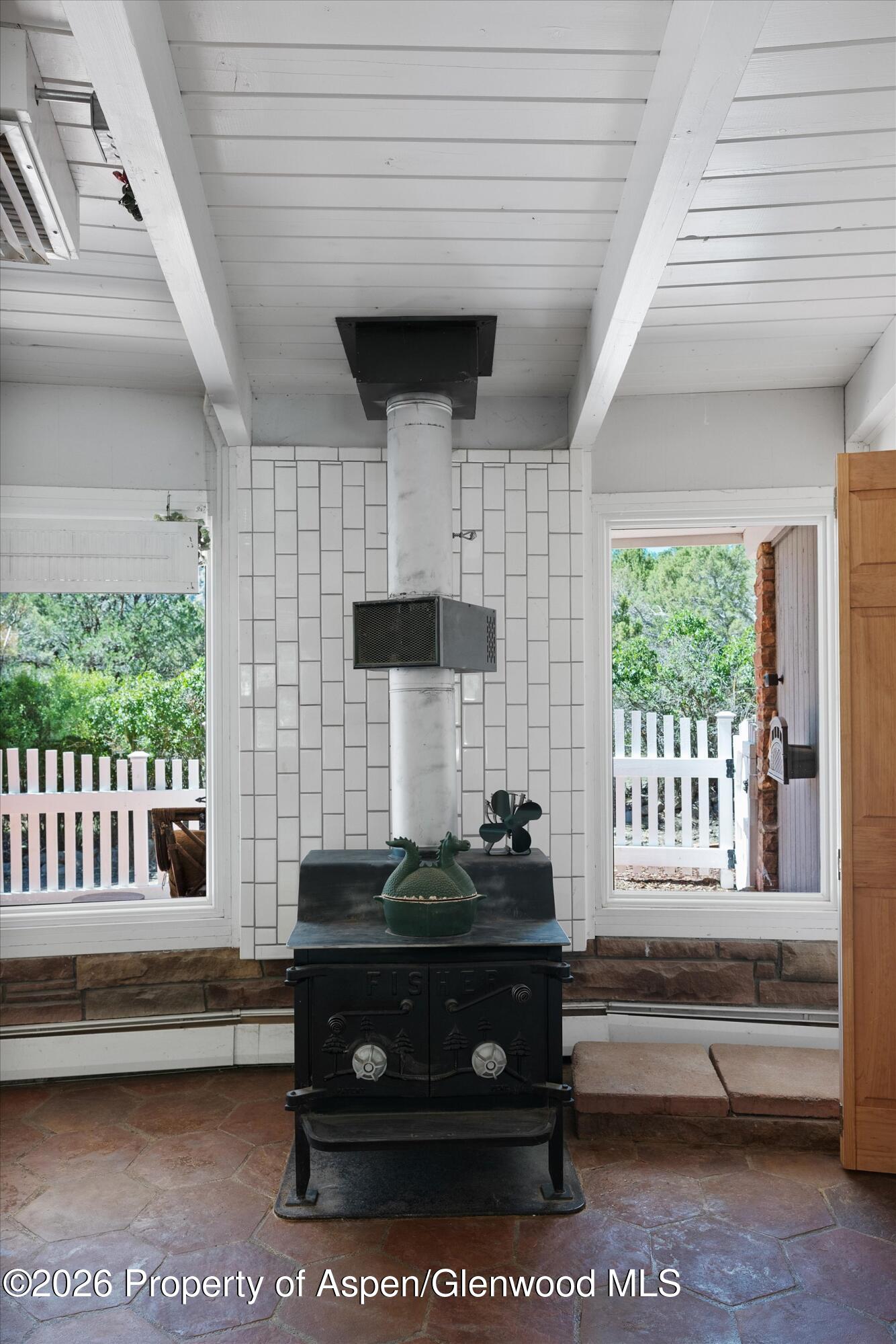 10878 Highway 13 Property Photo 26