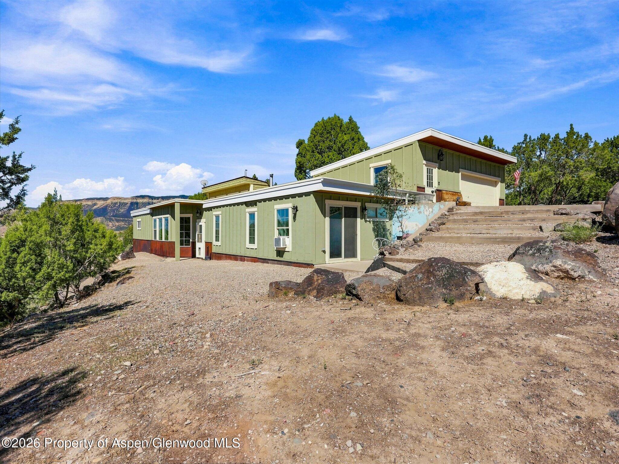 6858 County Road 320 Property Photo 1