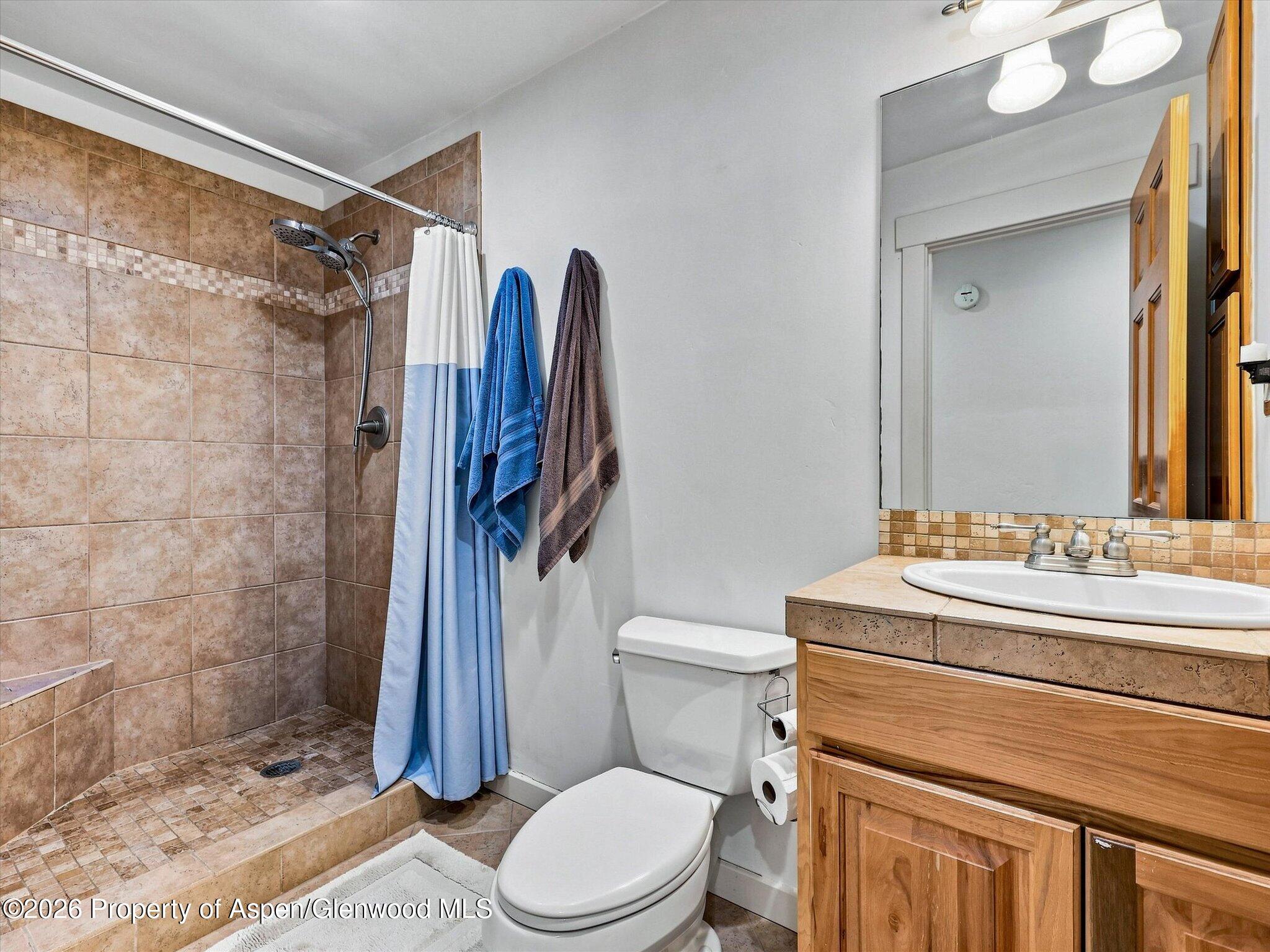 6858 County Road 320 Property Photo 12