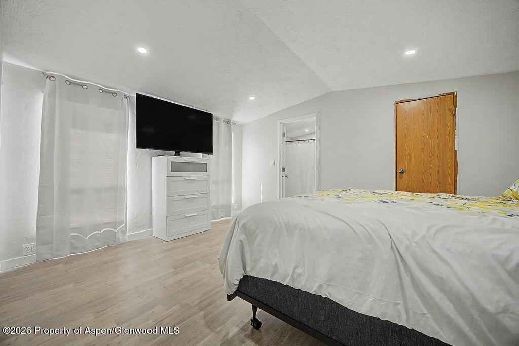 925 W 1st Street 510 Property Photo 12