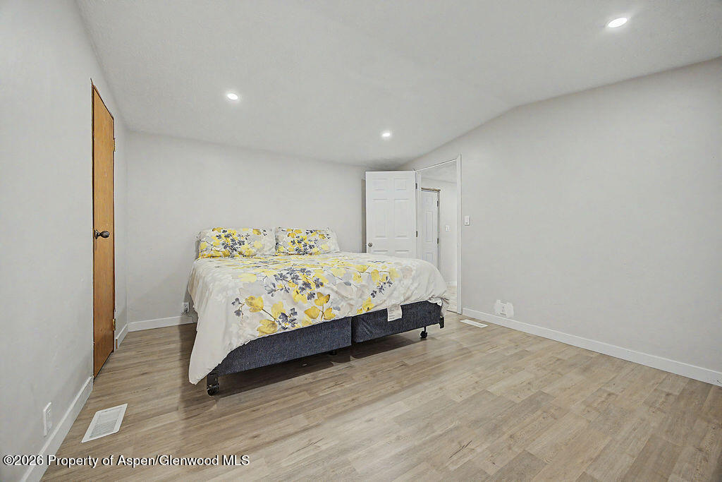 925 W 1st Street 510 Property Photo 13