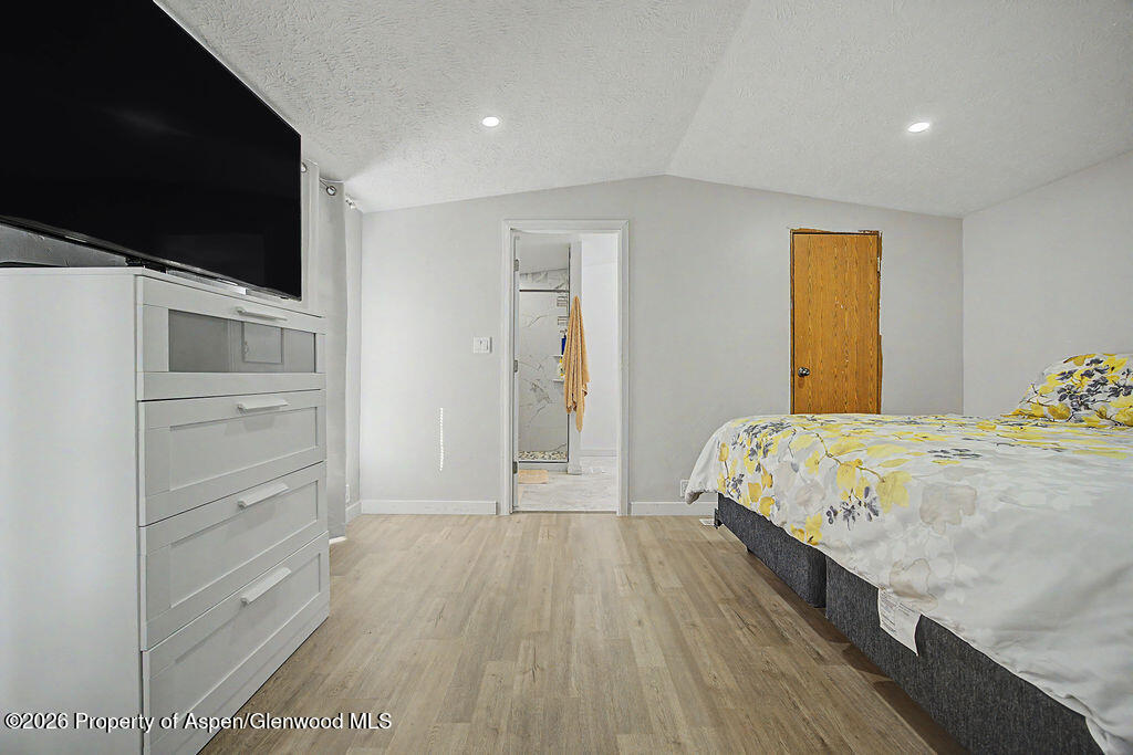 925 W 1st Street 510 Property Photo 15