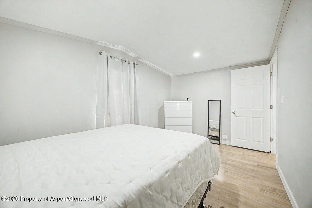 925 W 1st Street 510 Property Photo 20