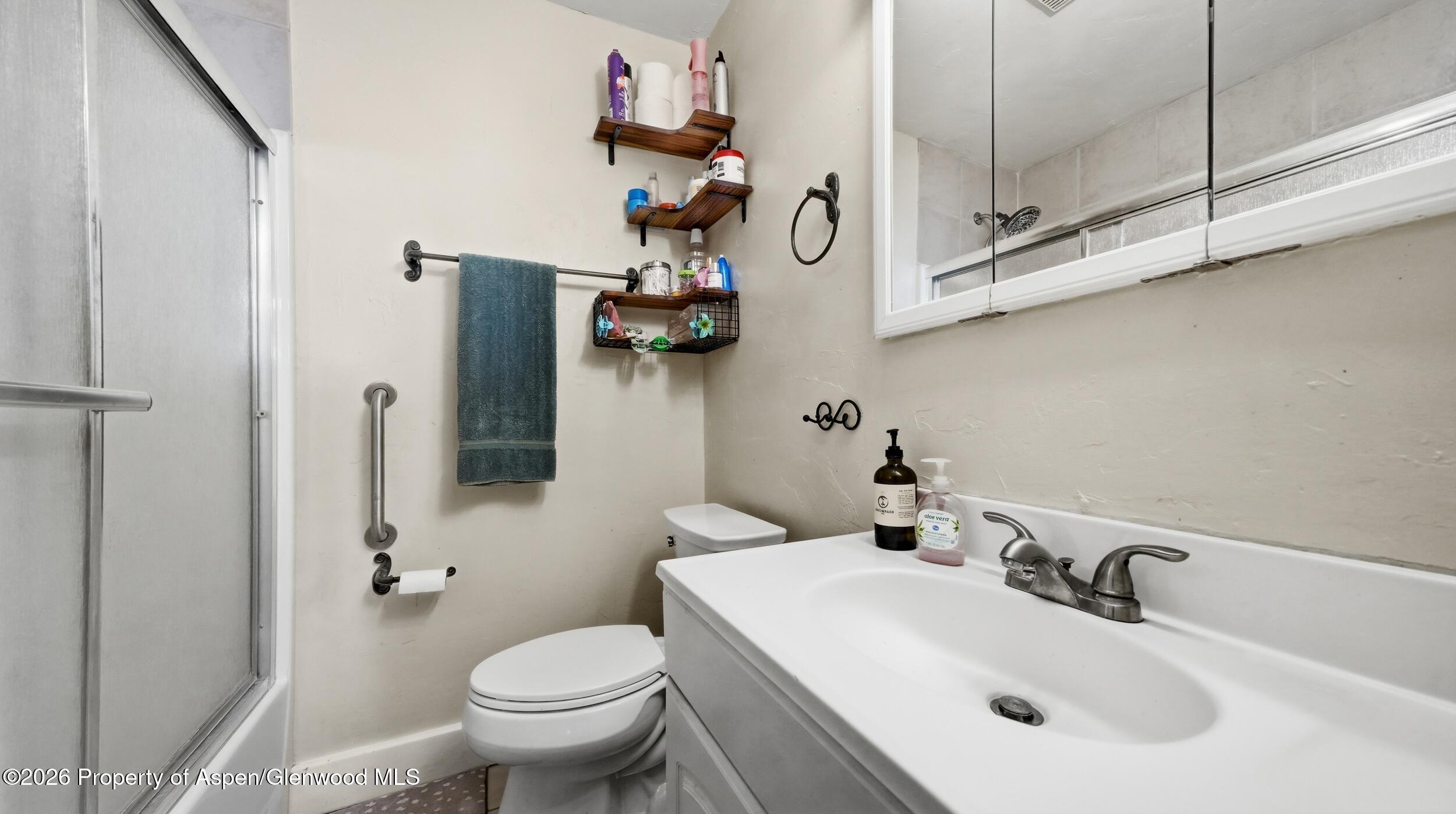 621 County Road 235 Property Photo 13