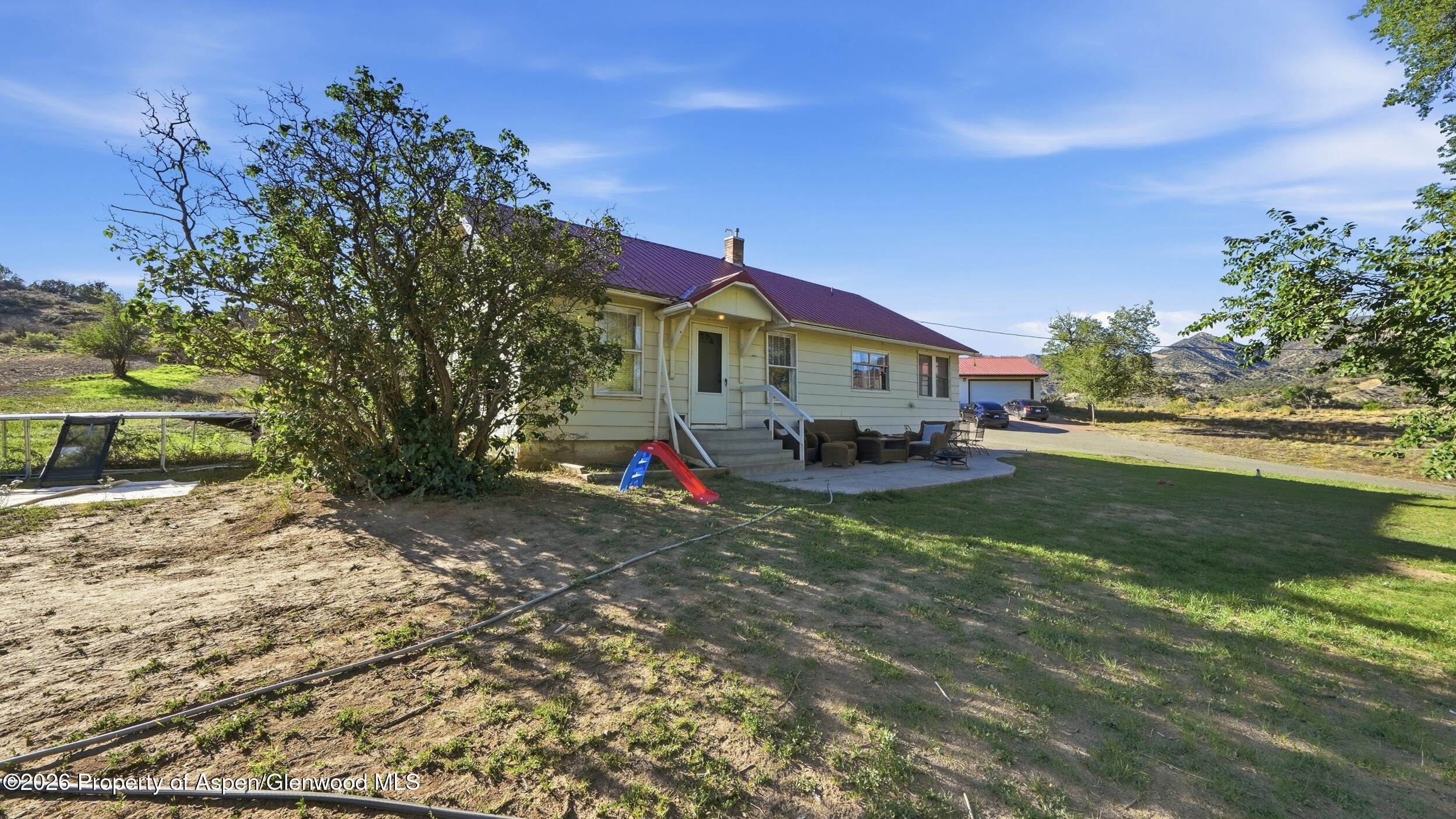621 County Road 235 Property Photo 30