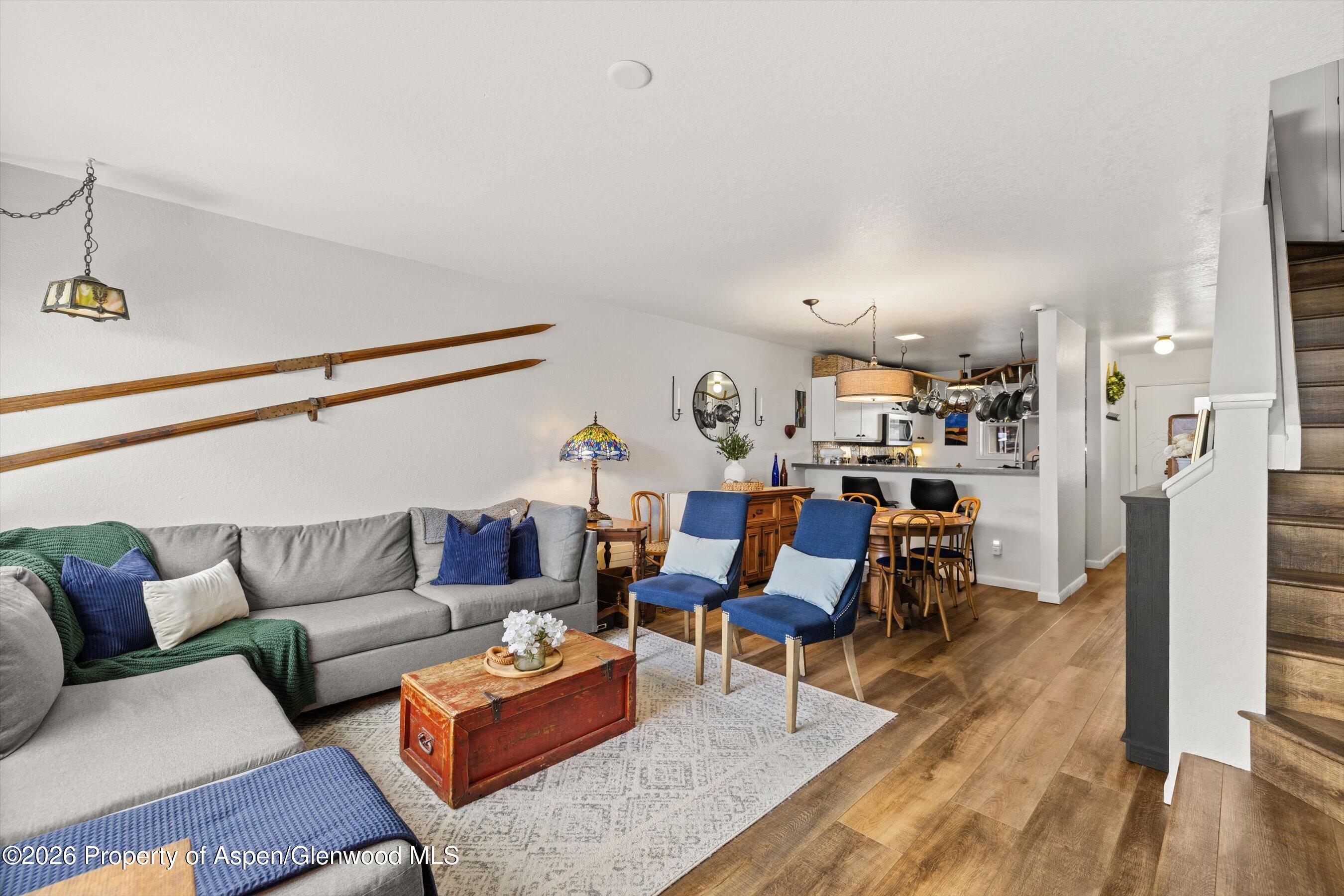 405 Park Avenue B2 Property Photo 2