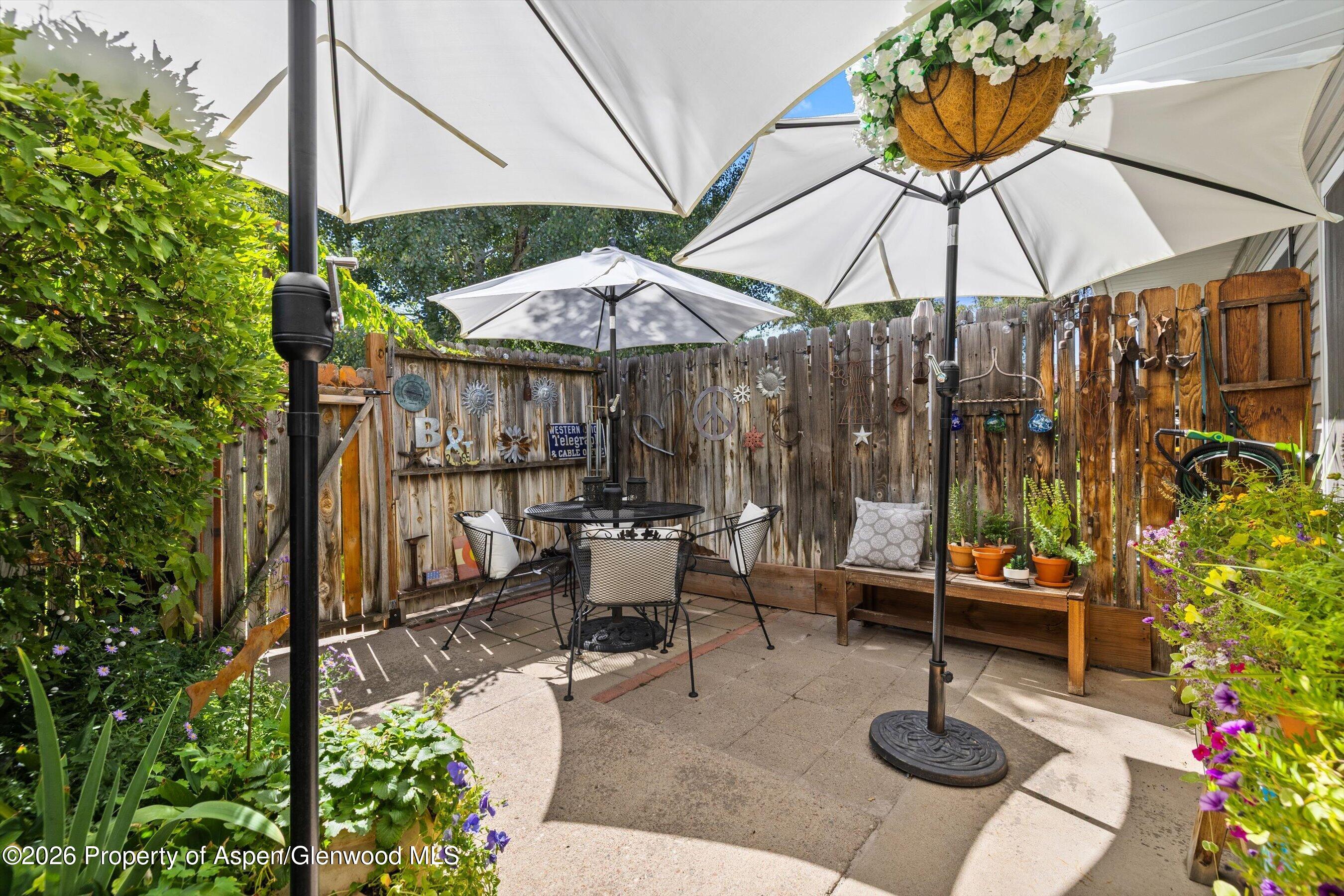 405 Park Avenue B2 Property Photo 6