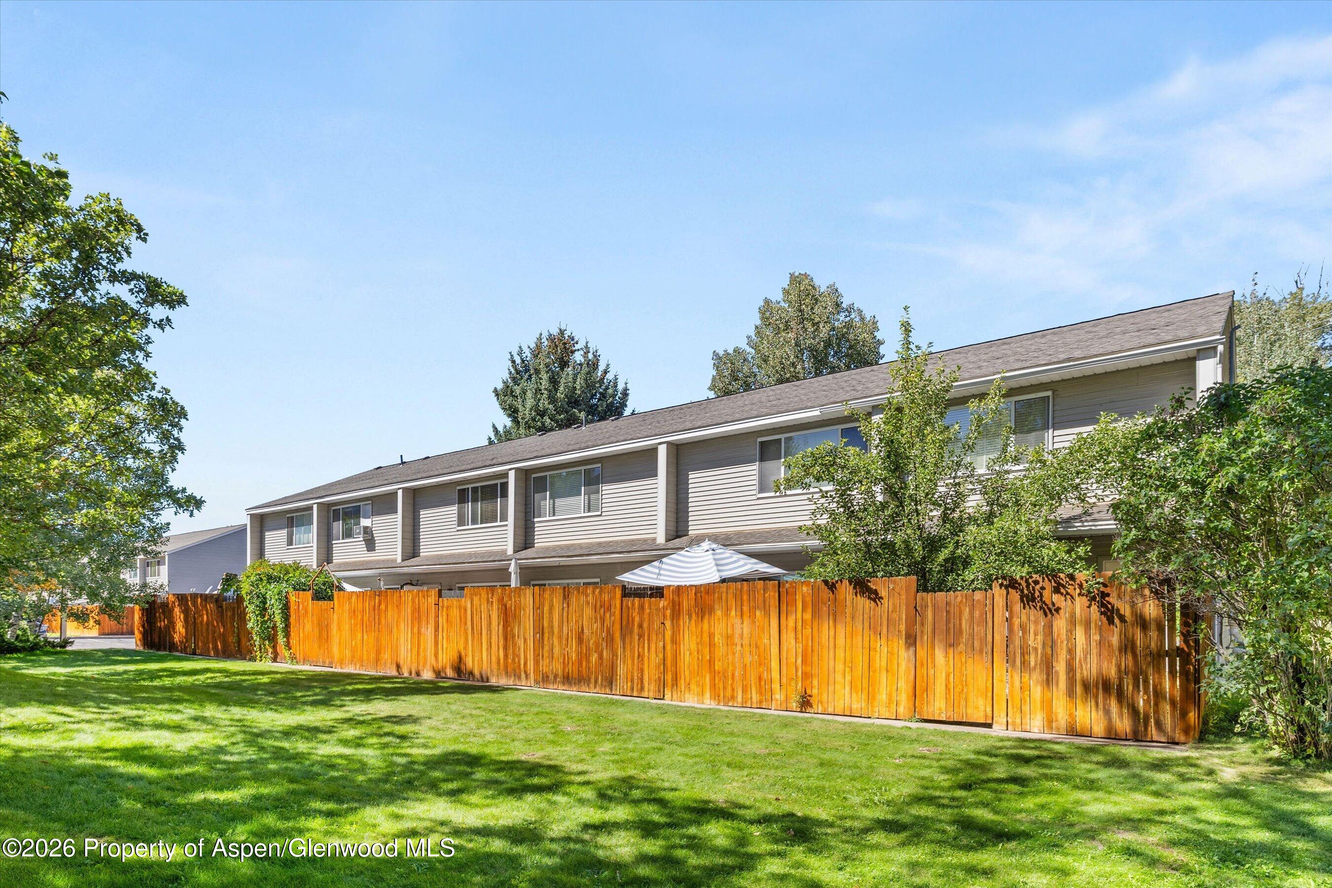 405 Park Avenue B2 Property Photo 15