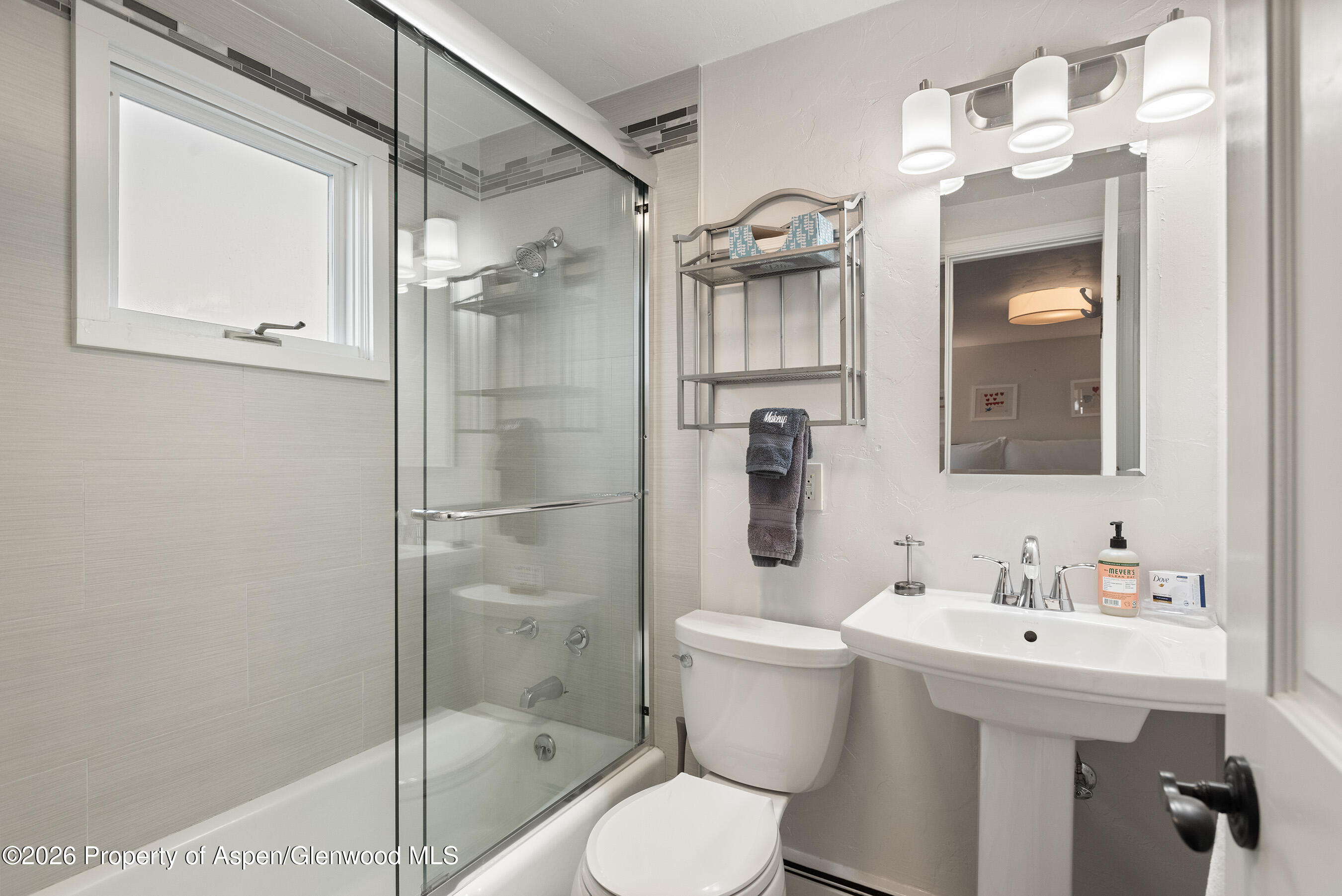 835 E Hyman Avenue E Property Photo 10