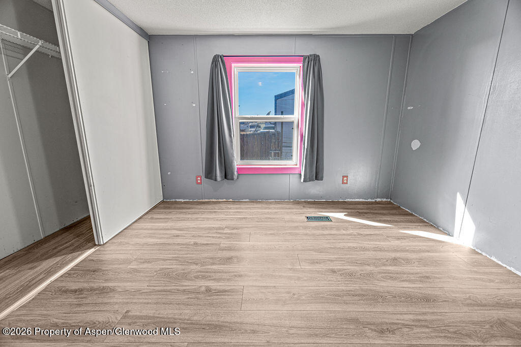 2210 W 3rd Street 38 Property Photo 10