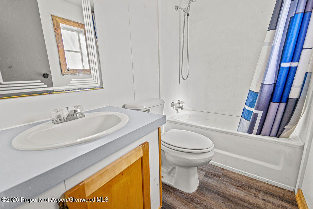 2210 W 3rd Street 38 Property Photo 16
