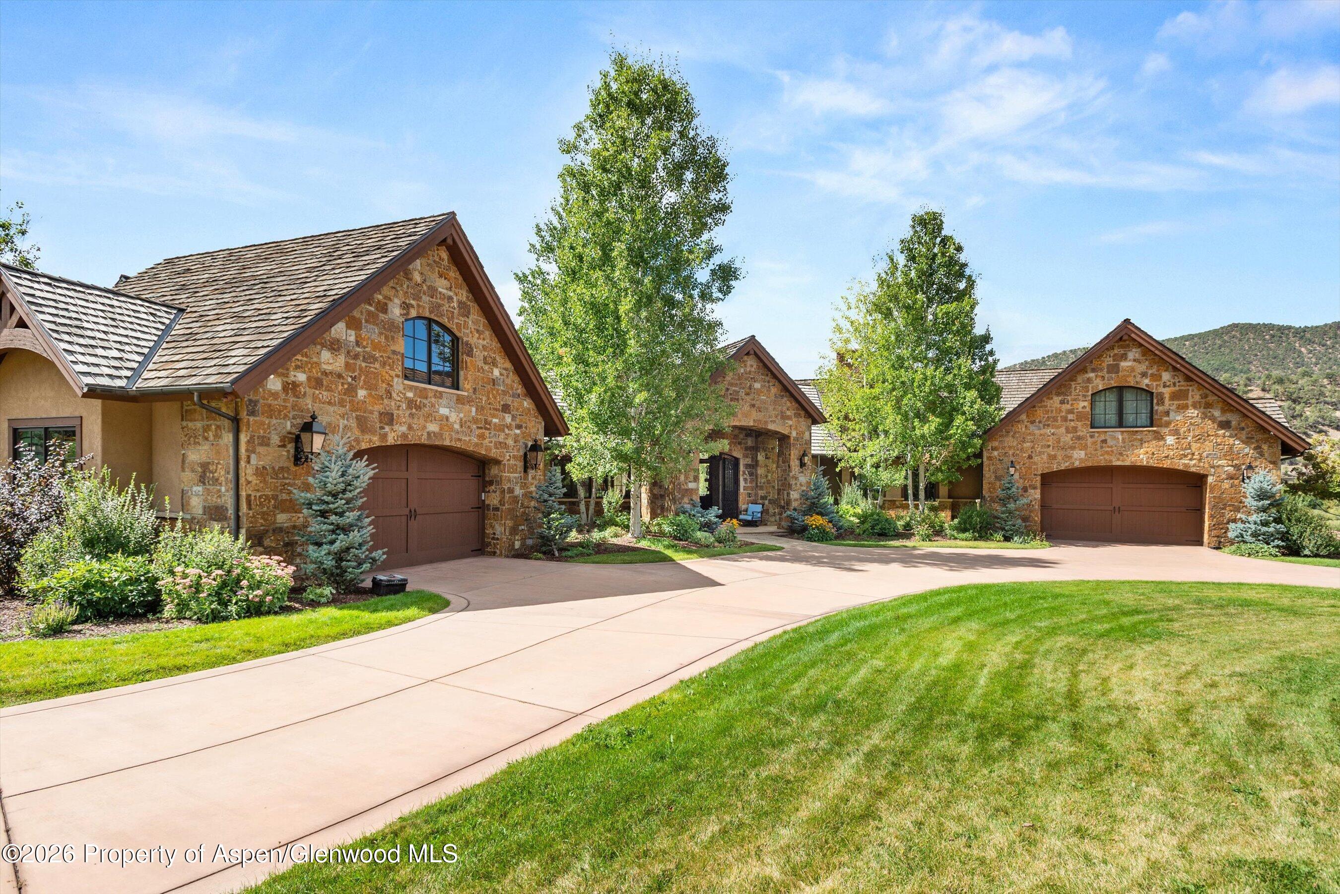 11 River Park Lane Property Photo