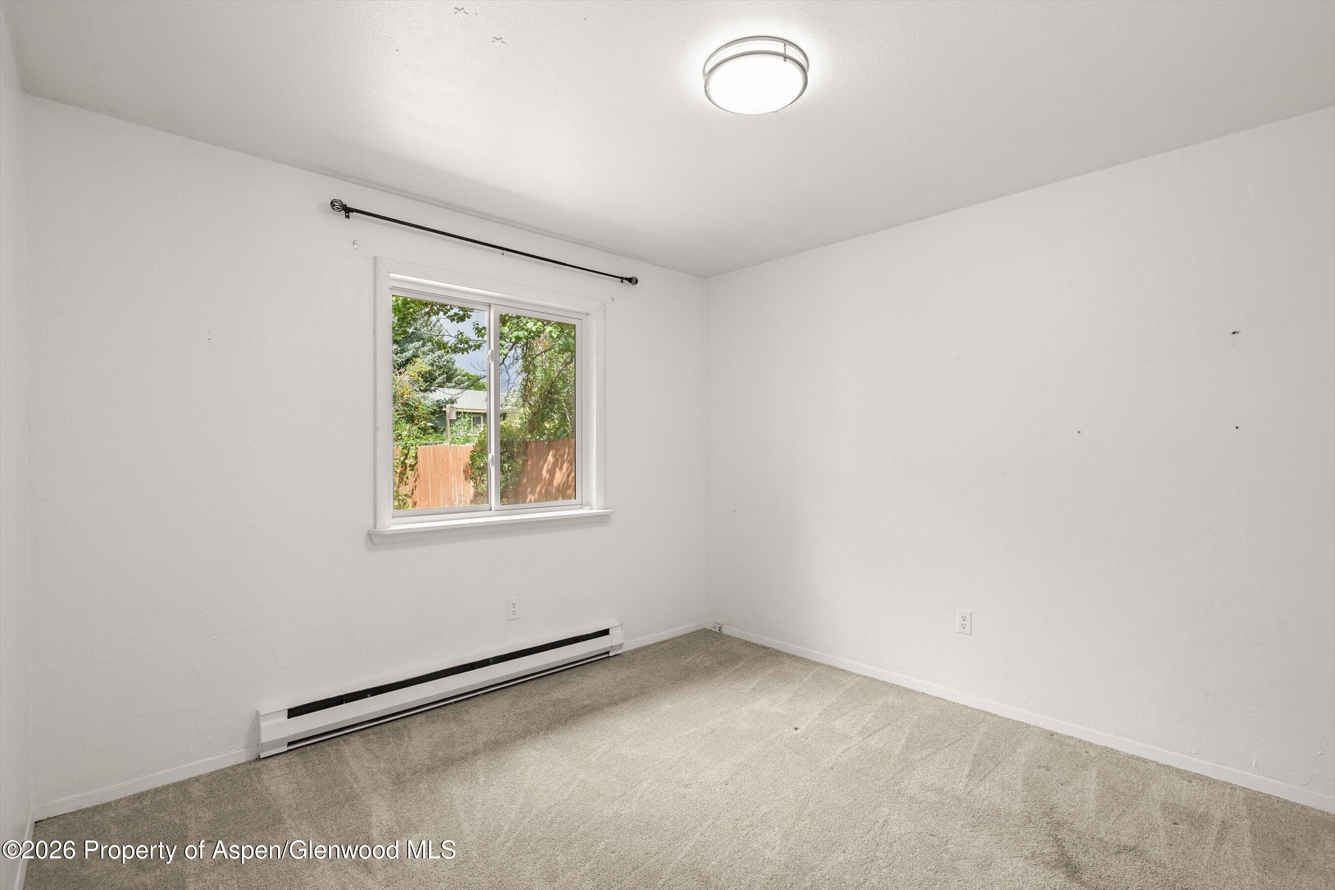 47 Navajo Property Photo 11