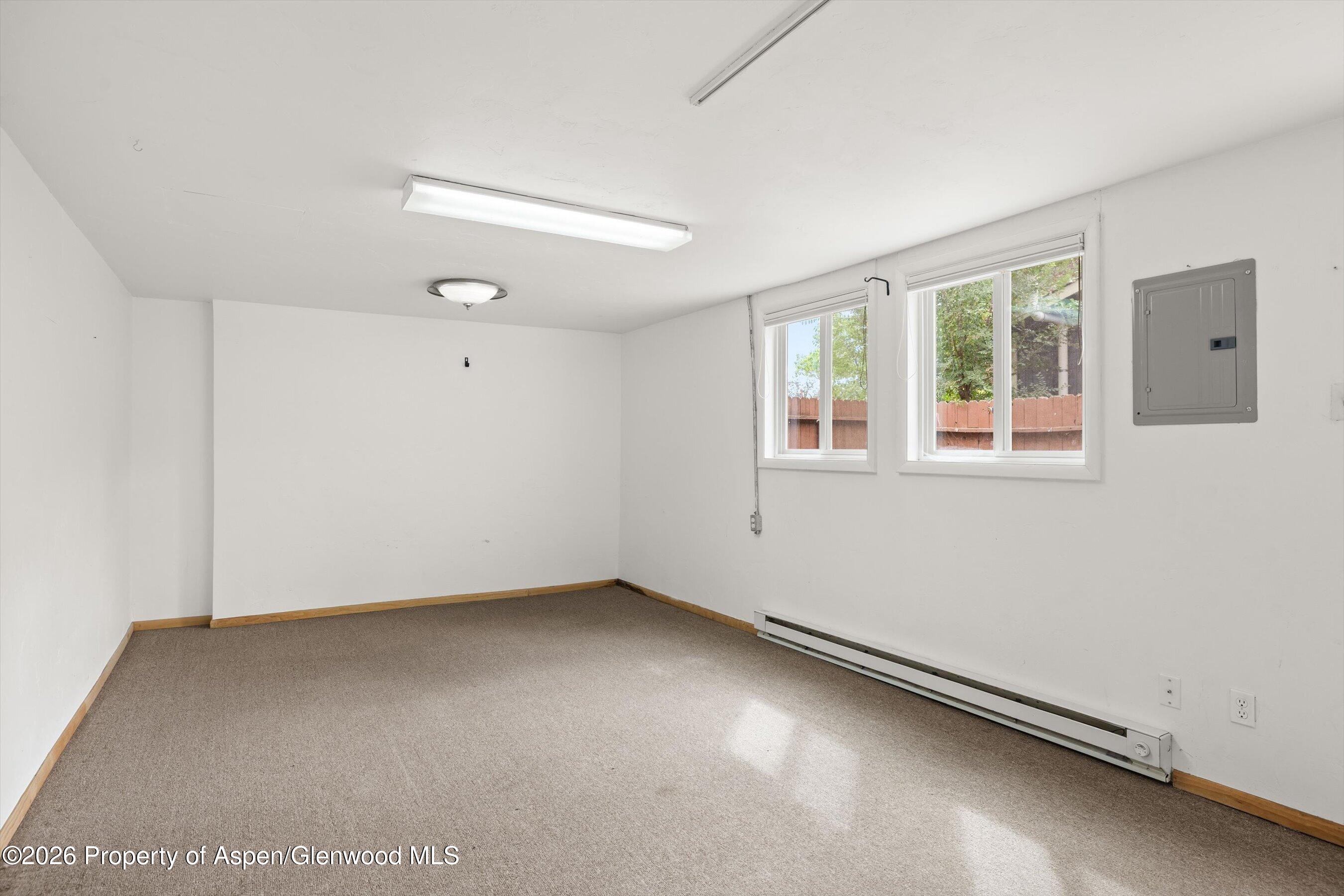 47 Navajo Property Photo 16