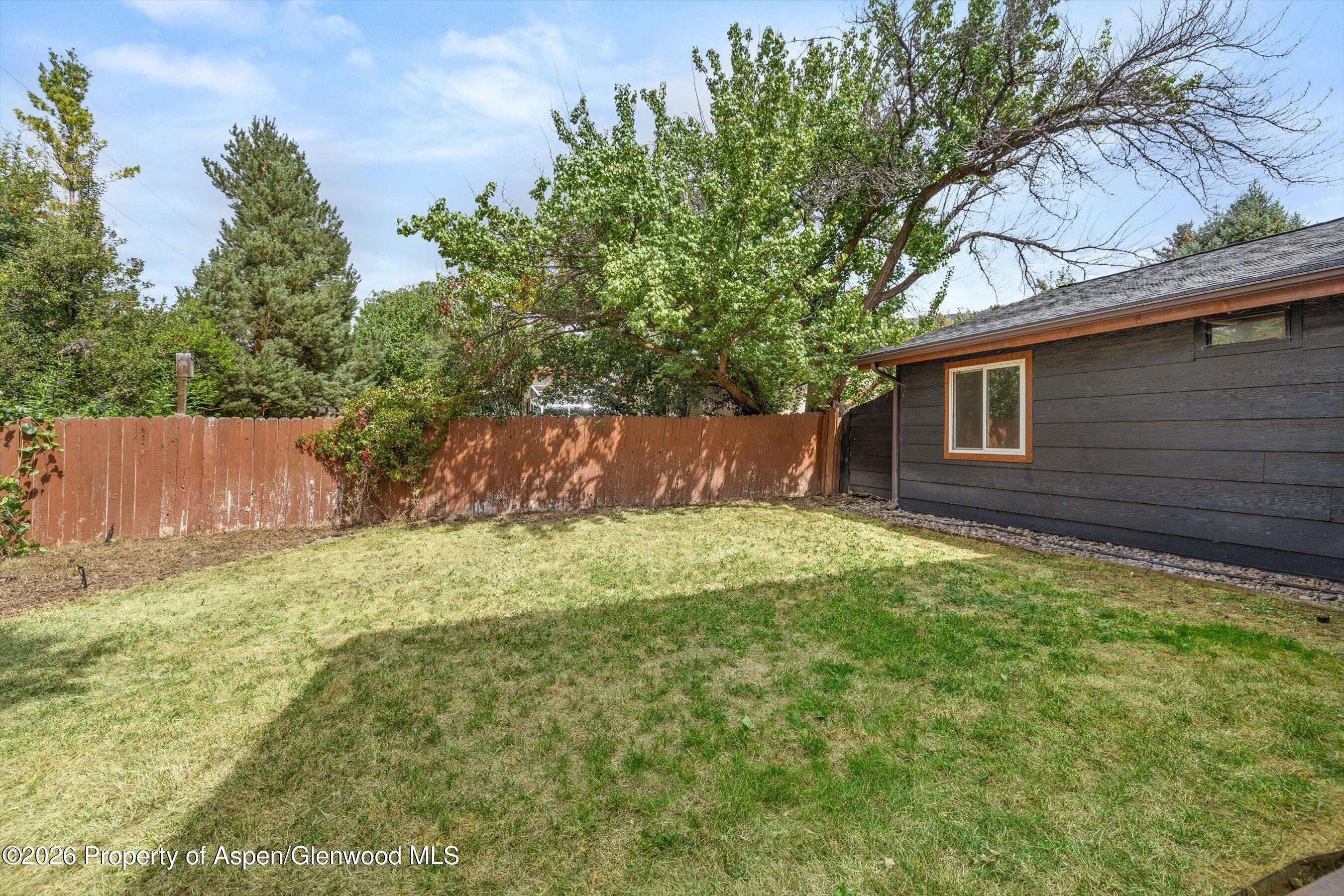 47 Navajo Property Photo 31