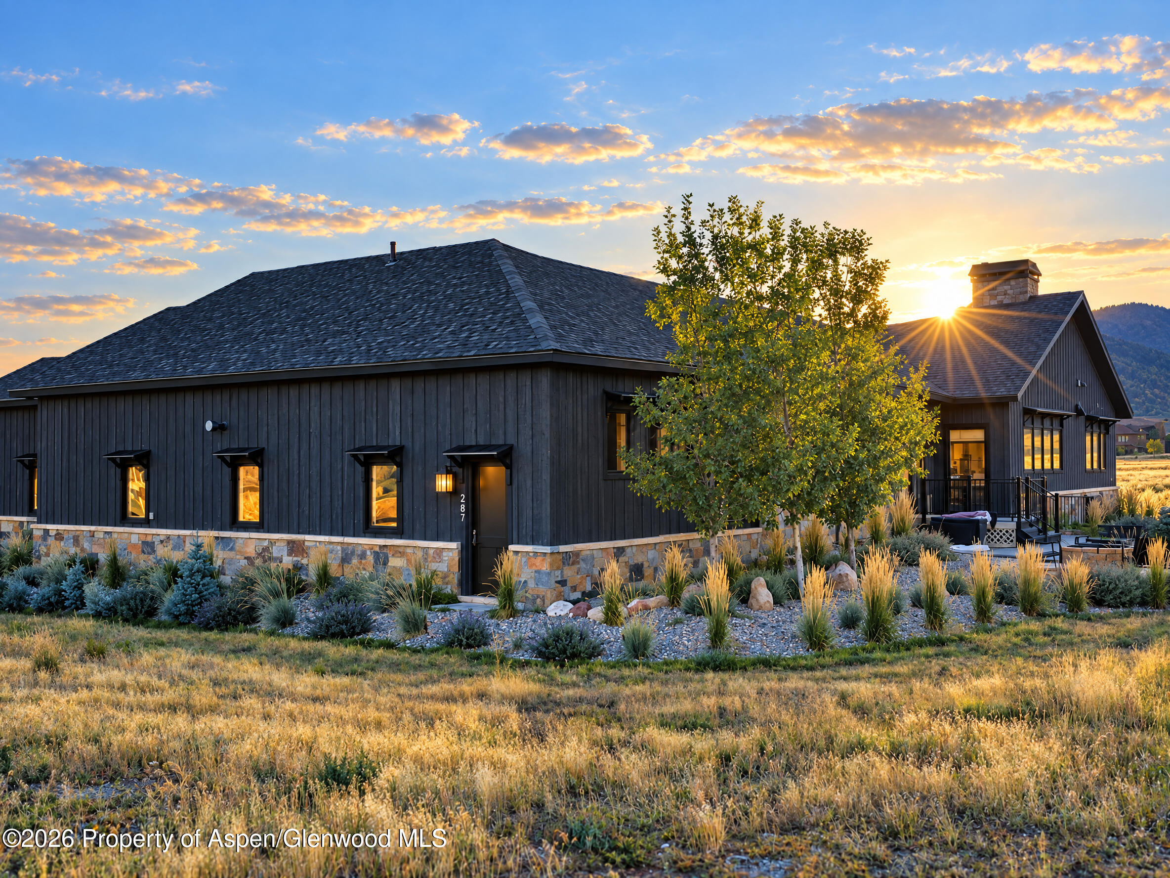 287 Tallgrass Property Photo 6