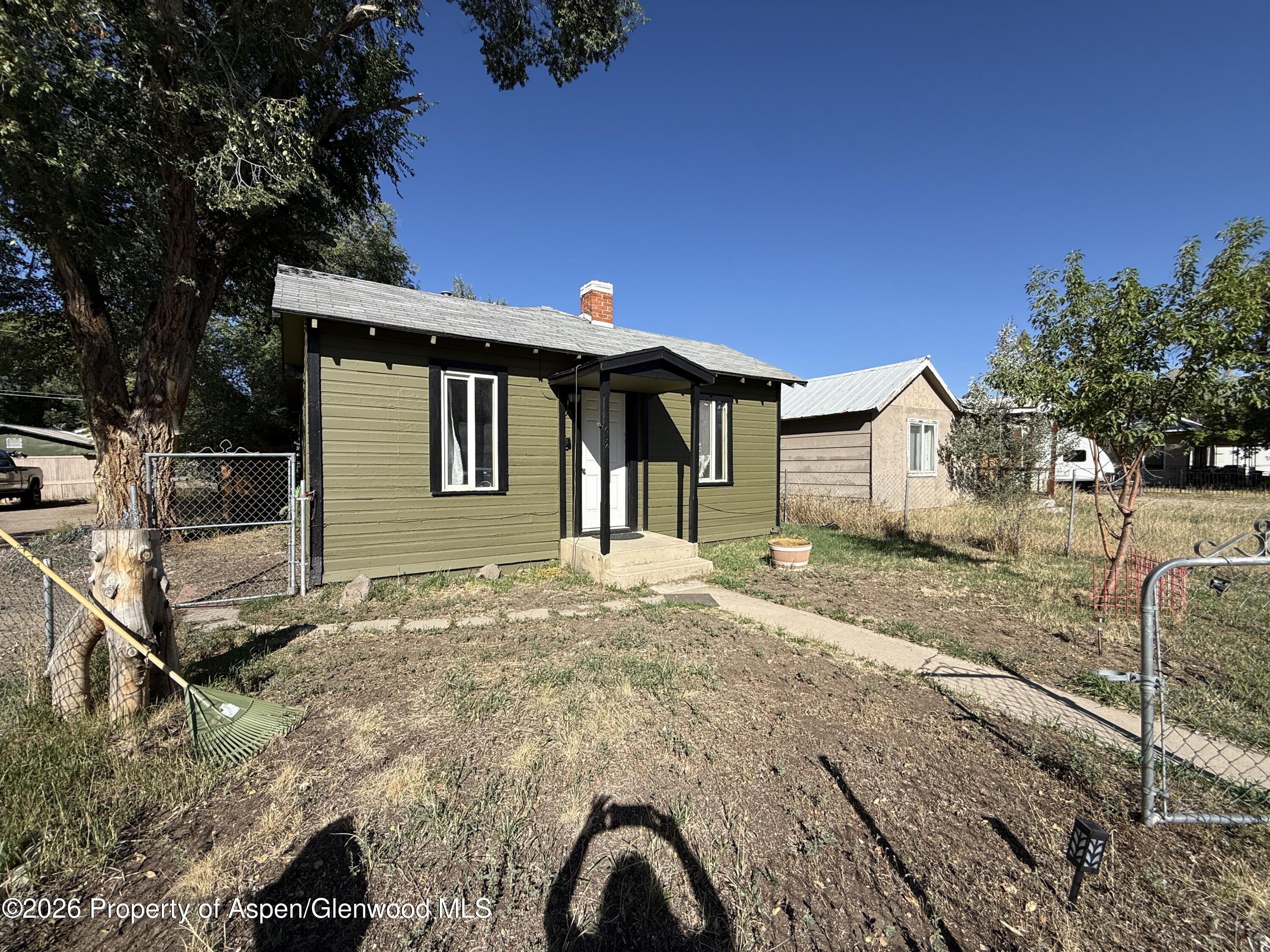 652 Tucker Street Property Photo 8