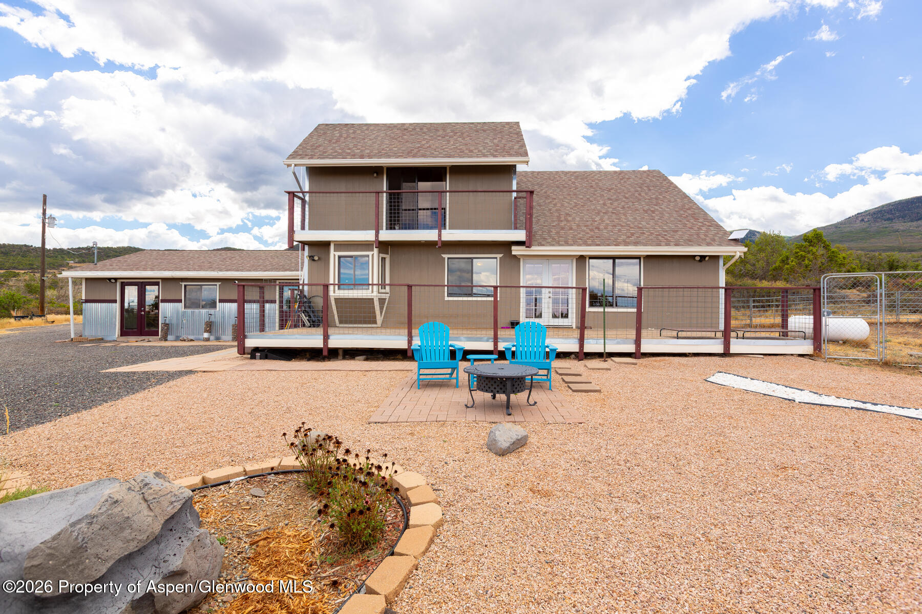 9121 54 Road Property Photo 1