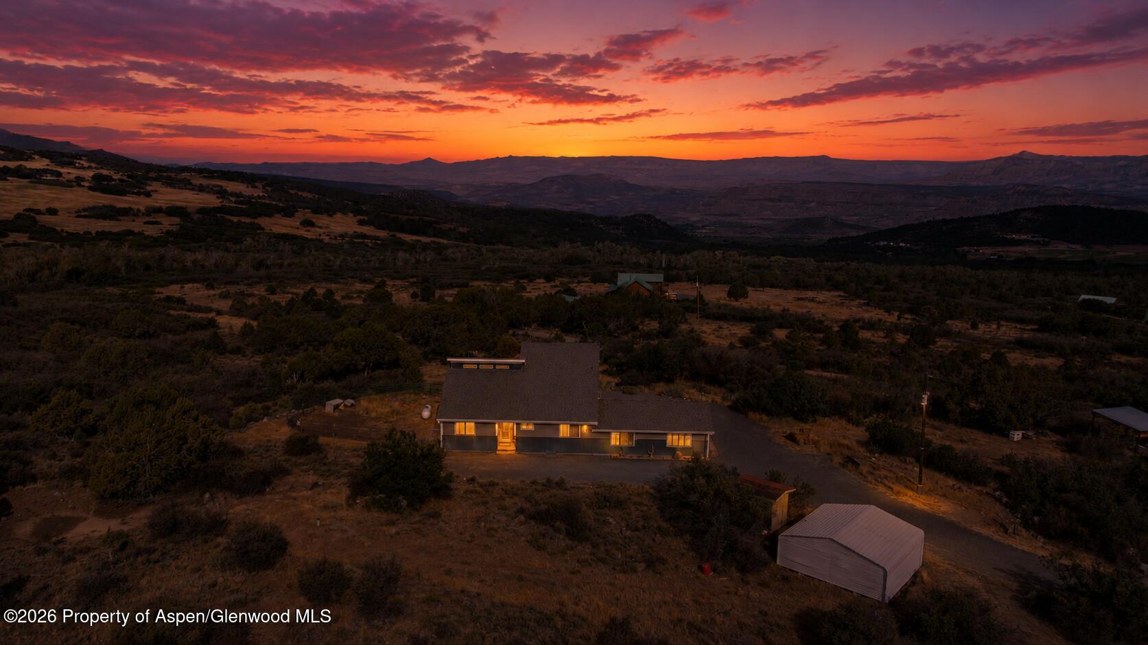 9121 54 Road Property Photo 4