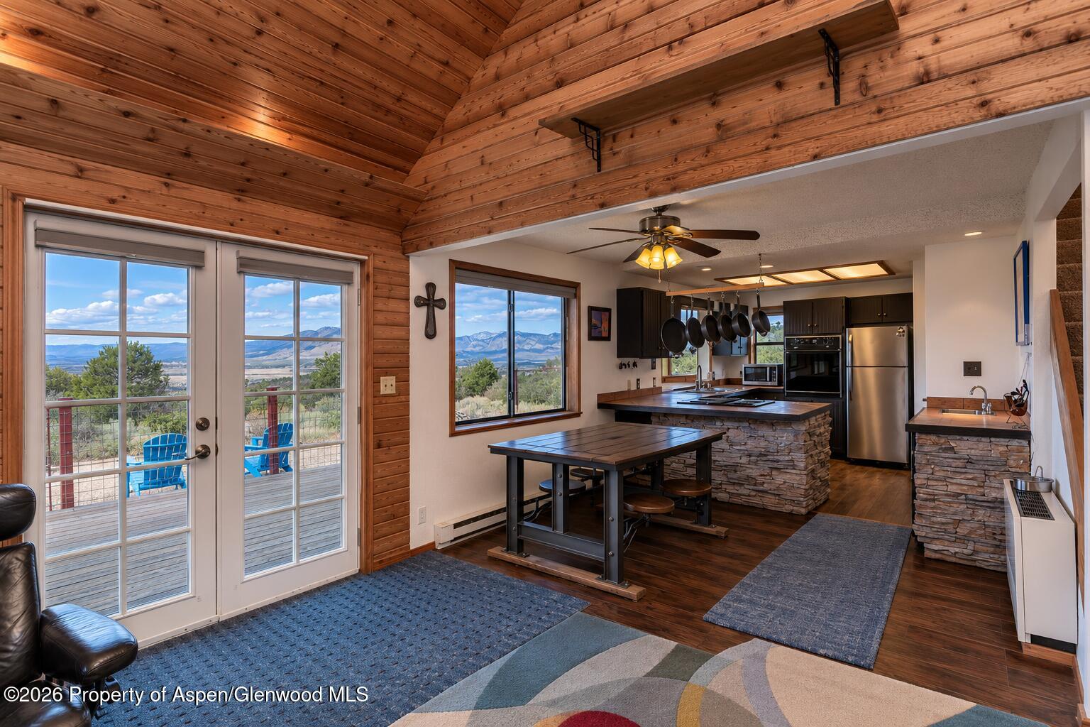 9121 54 Road Property Photo 12