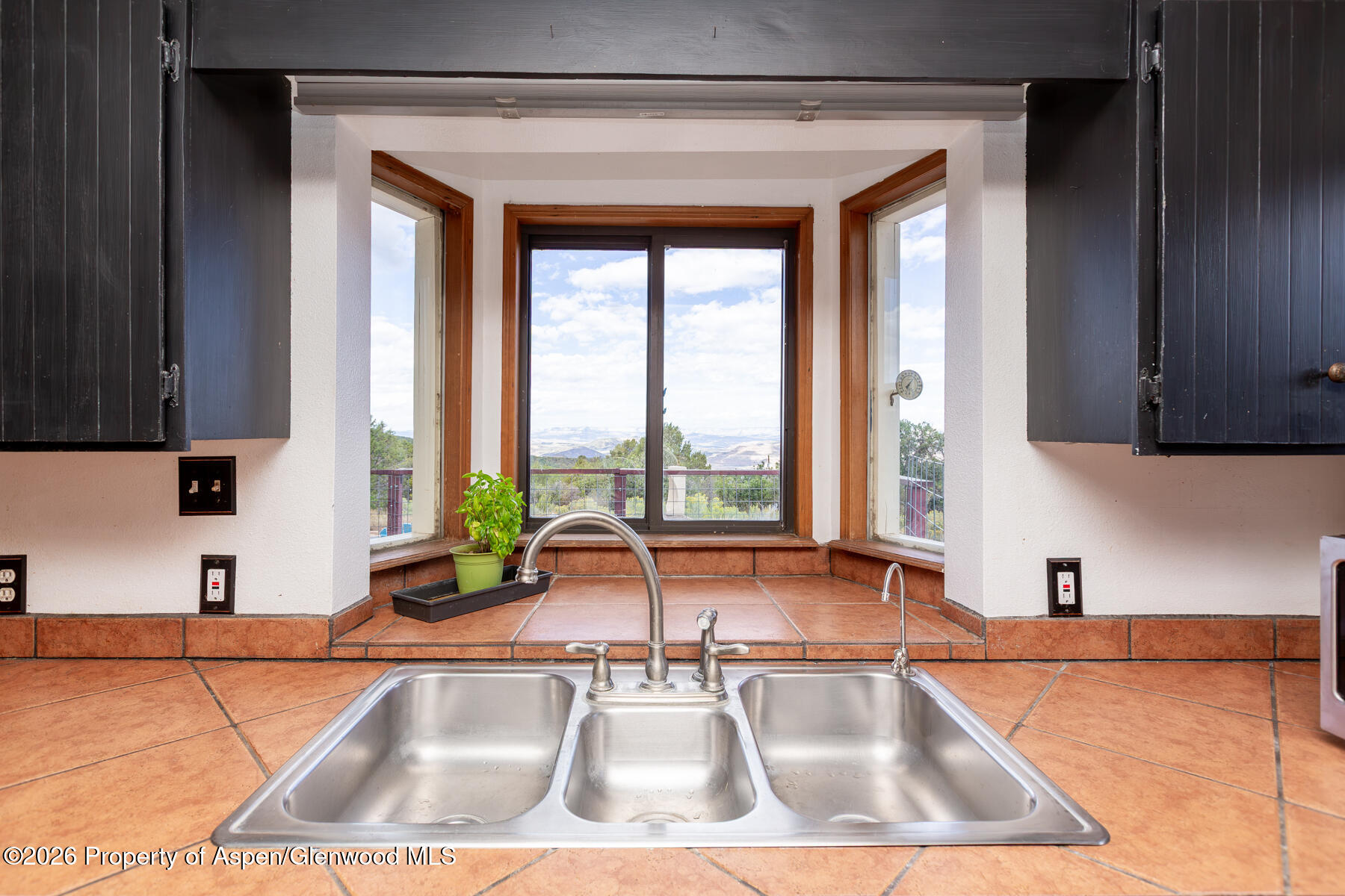 9121 54 Road Property Photo 17