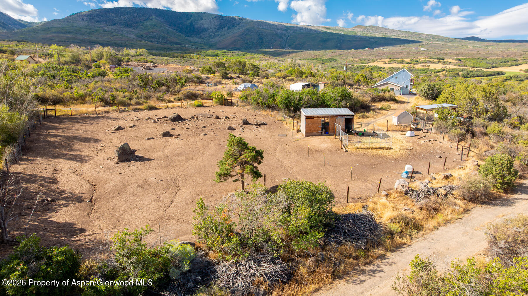 9121 54 Road Property Photo 27