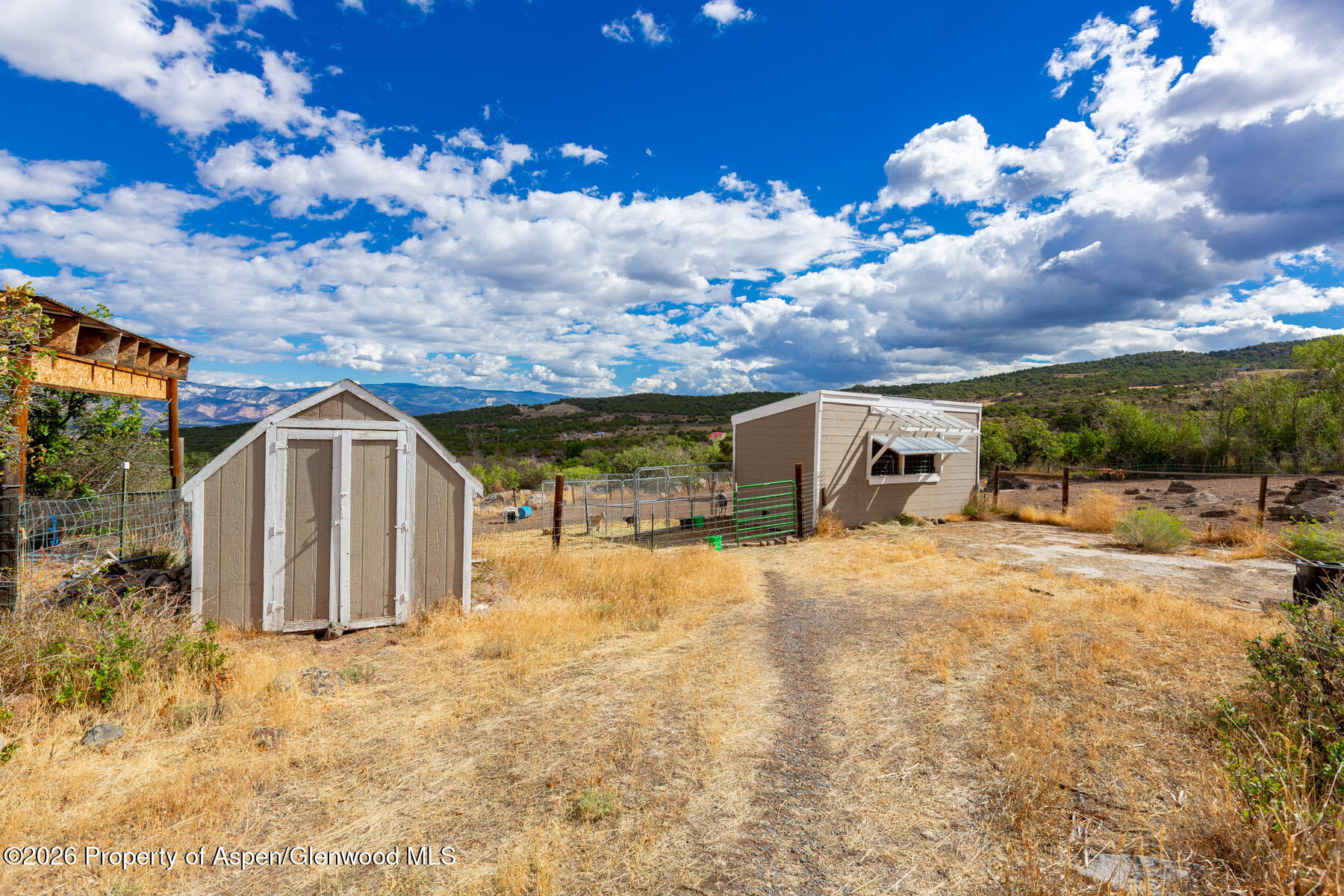 9121 54 Road Property Photo 35