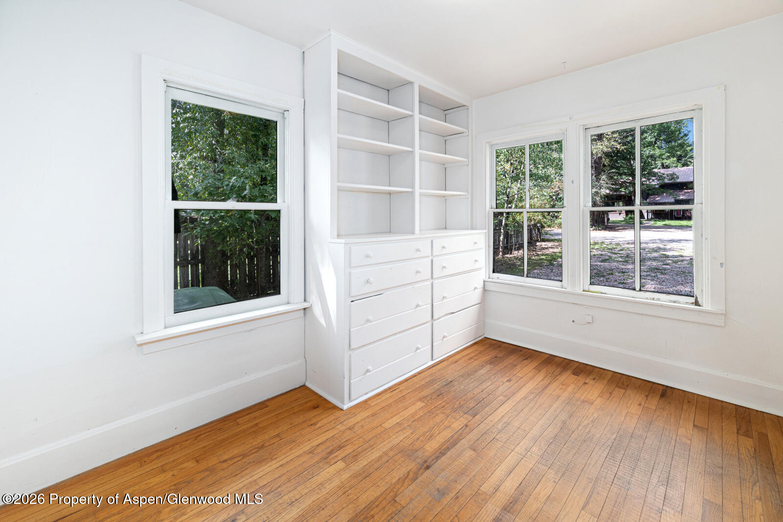 564 Redstone Boulevard Property Photo 13