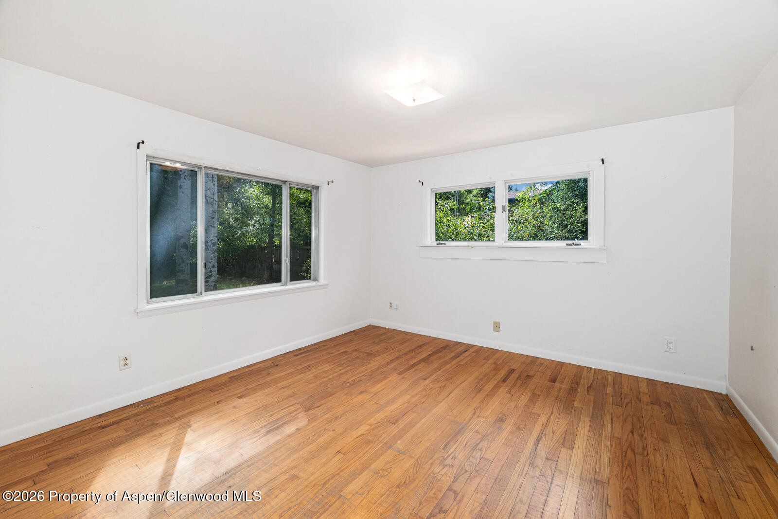 564 Redstone Boulevard Property Photo 14
