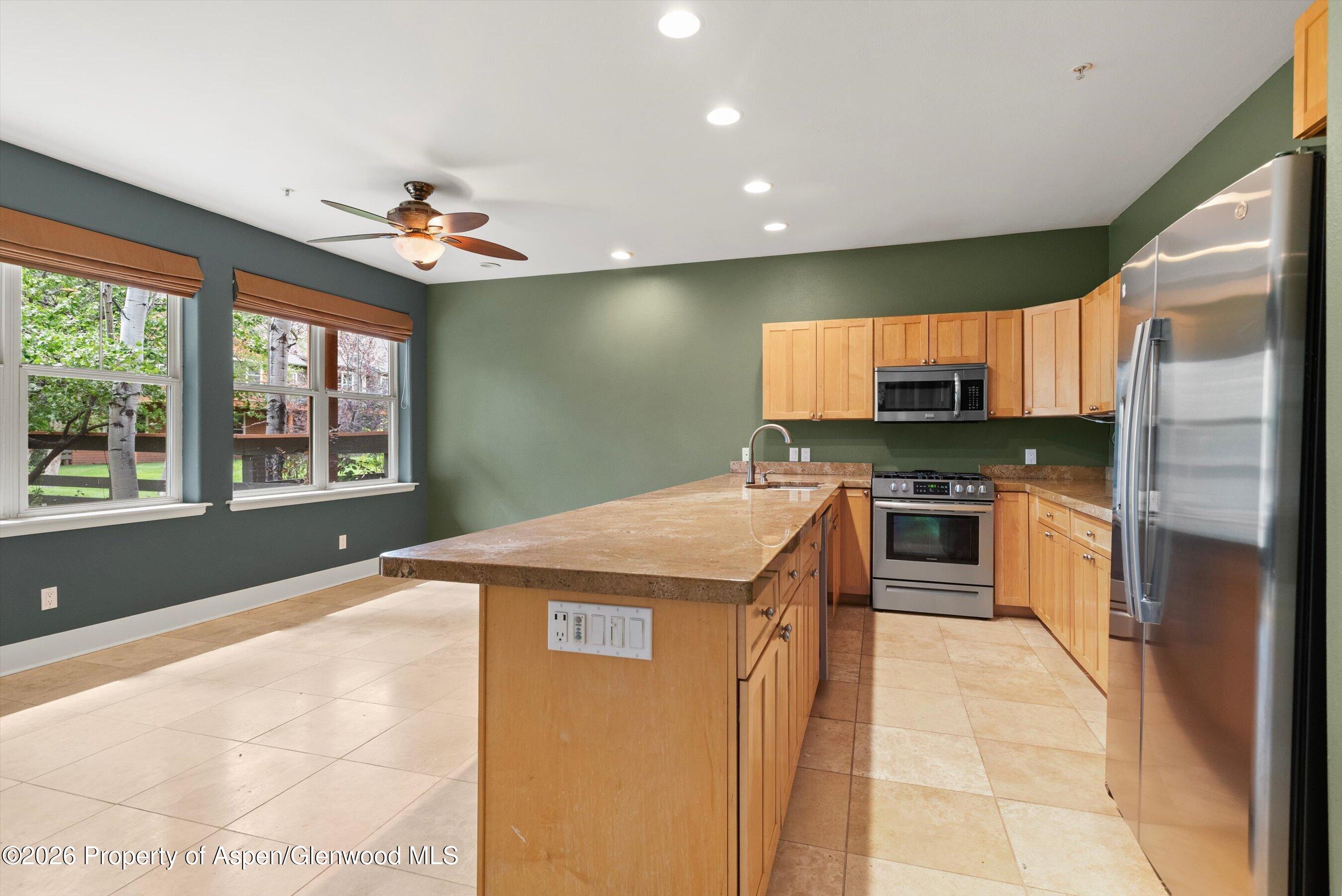 610 Evans Court Property Photo 10