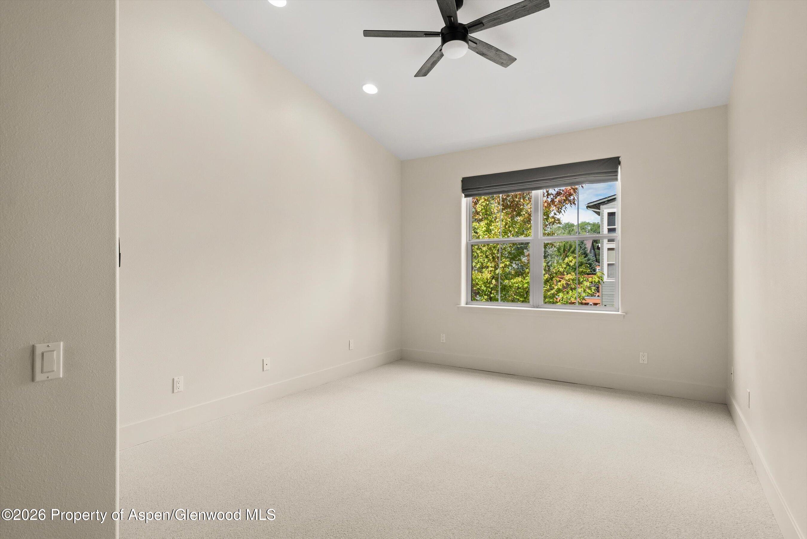 610 Evans Court Property Photo 30