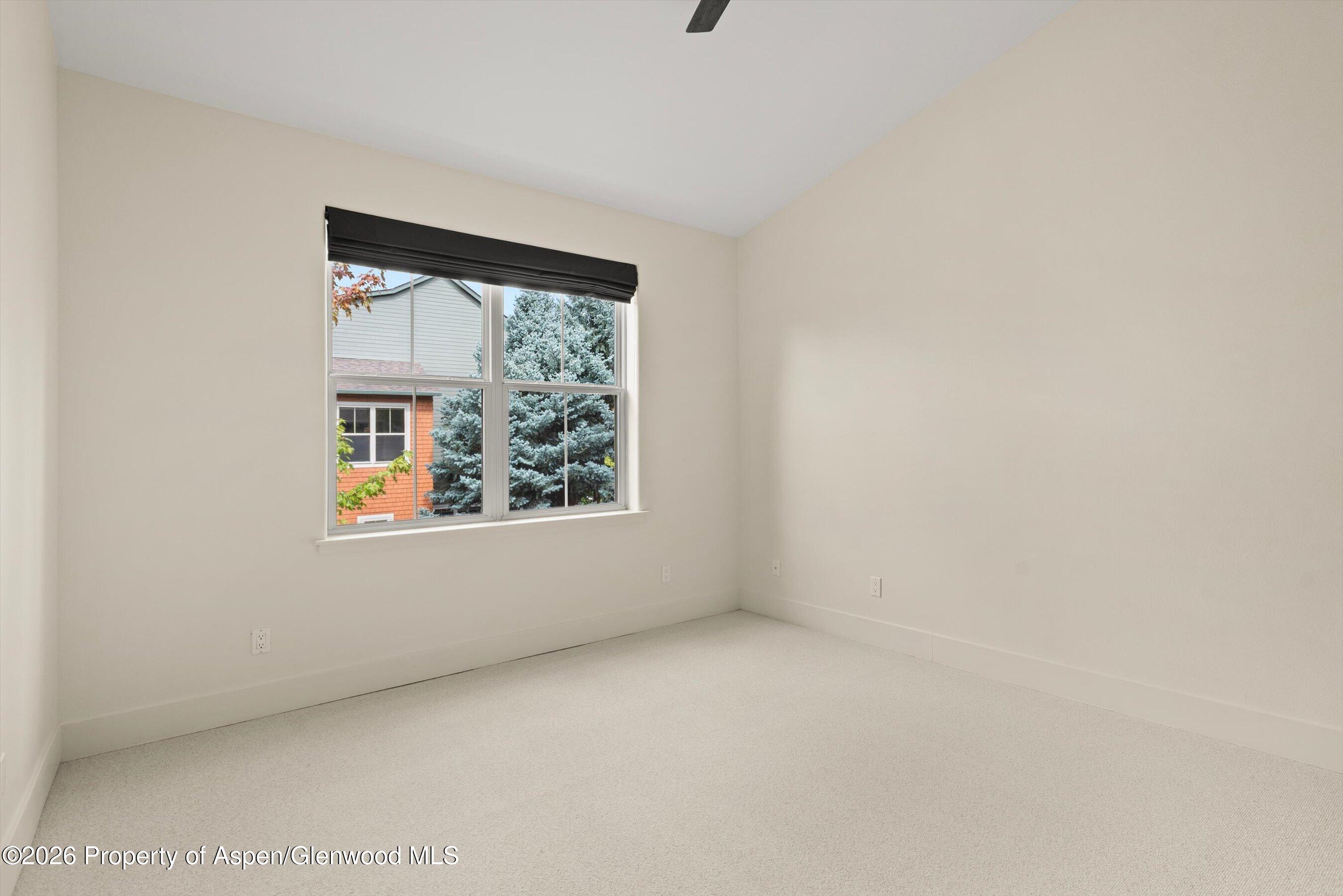 610 Evans Court Property Photo 31