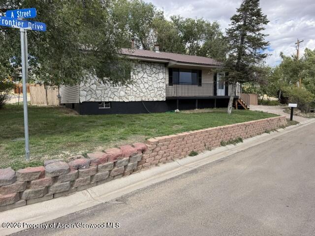 1903 Frontier Drive Property Photo 2