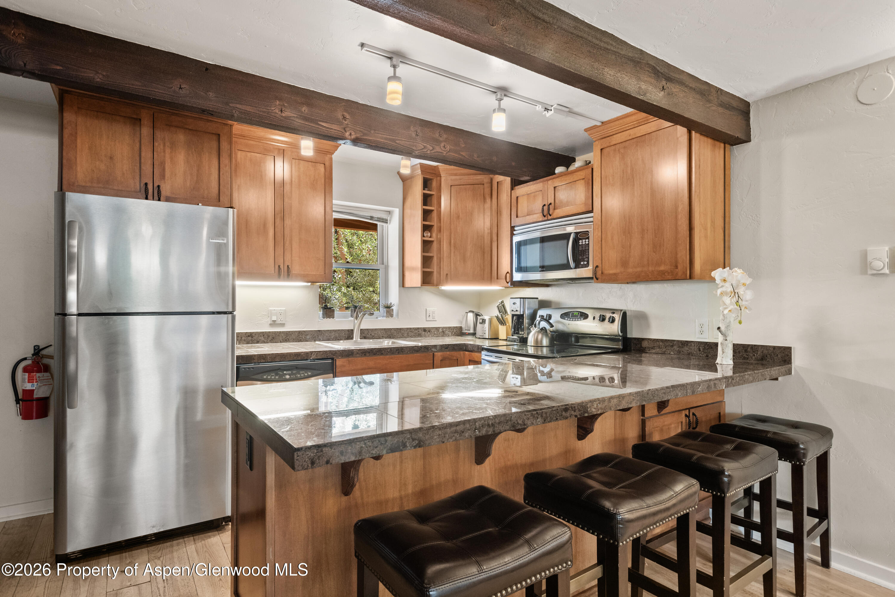 914 Waters Avenue 19 Property Photo 6