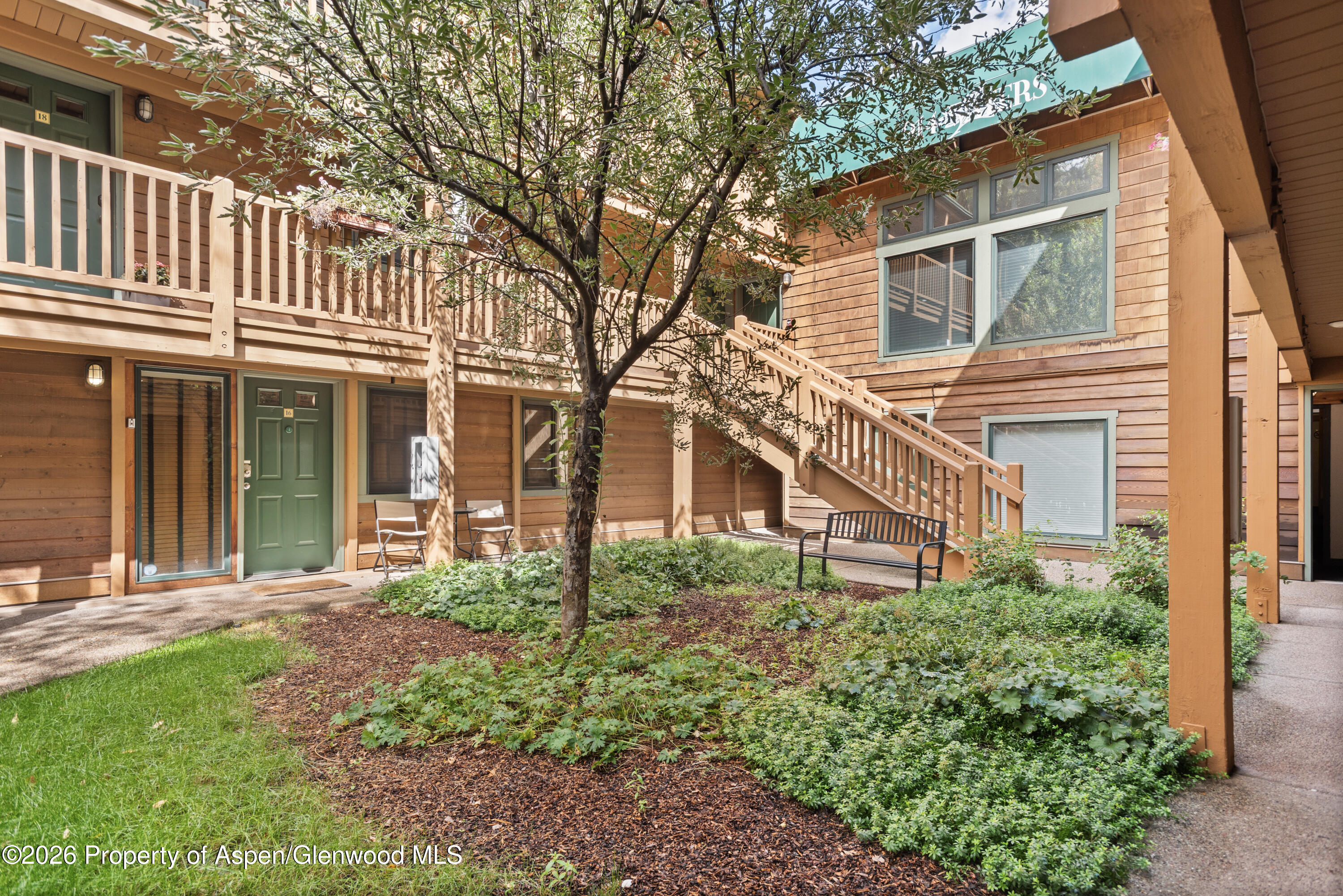 914 Waters Avenue 19 Property Photo 17