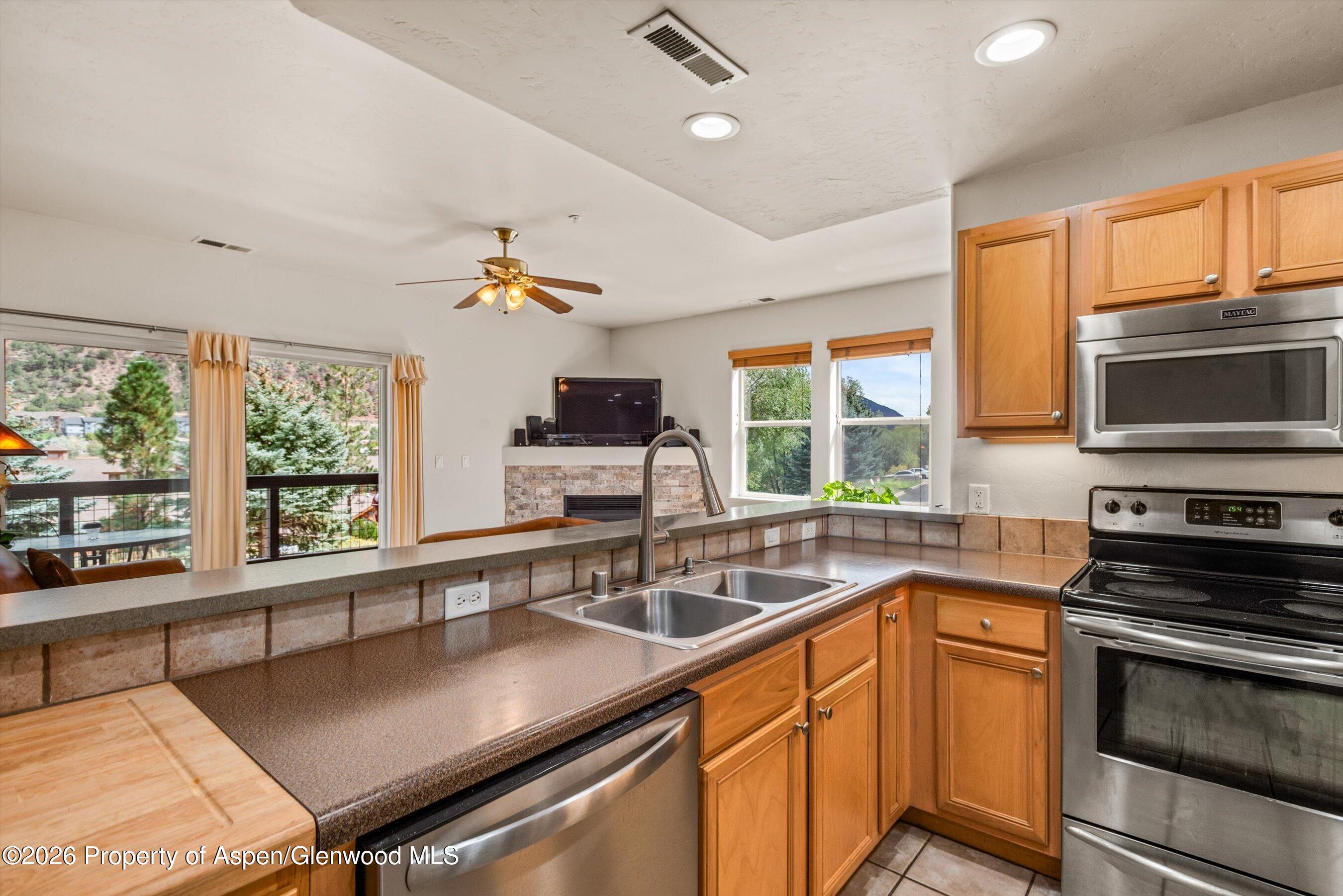 2701 Midland Avenue 112 Property Photo 8