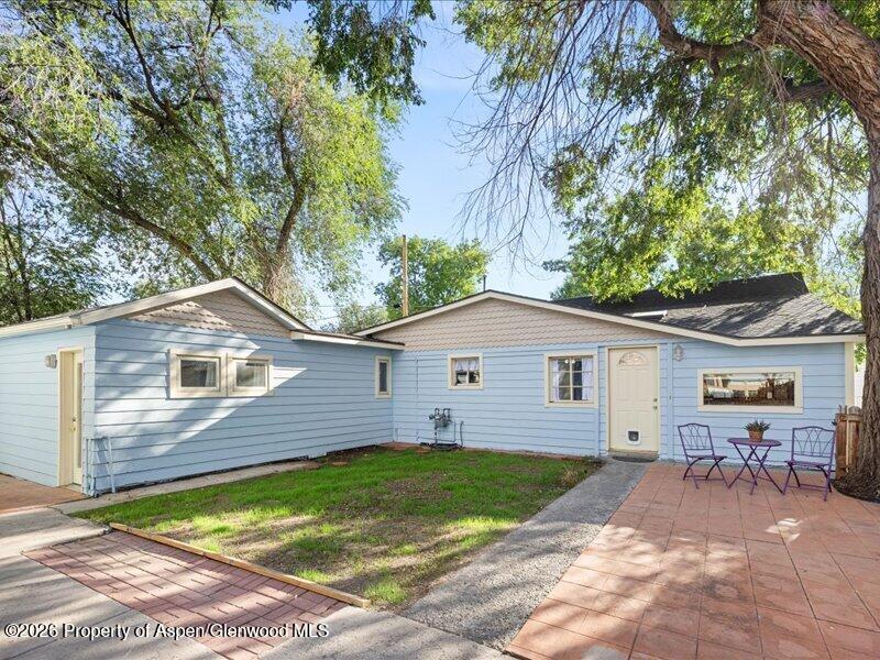 646 Railroad Avenue Property Photo 1