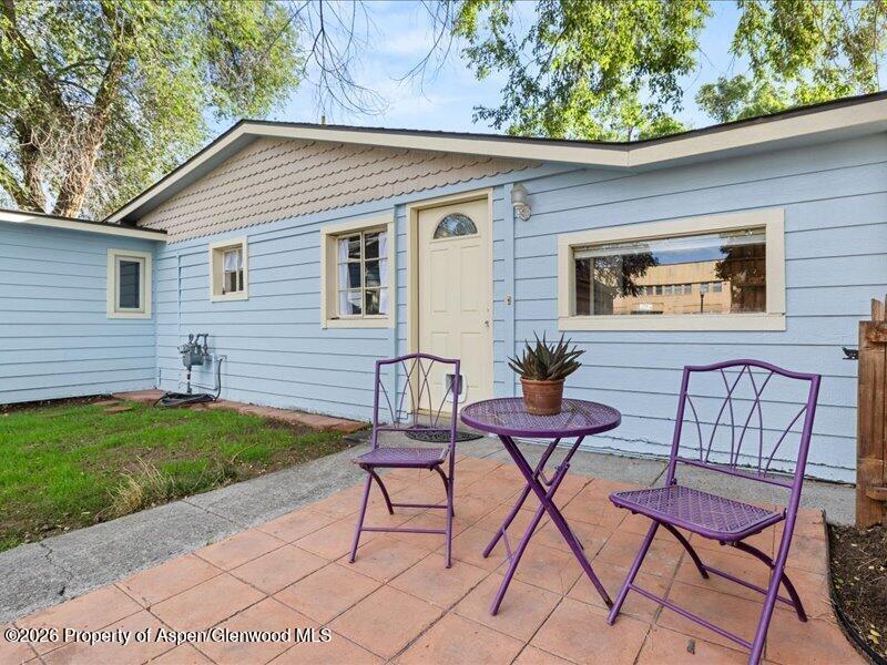 646 Railroad Avenue Property Photo 2