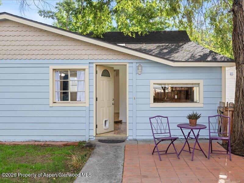 646 Railroad Avenue Property Photo 5