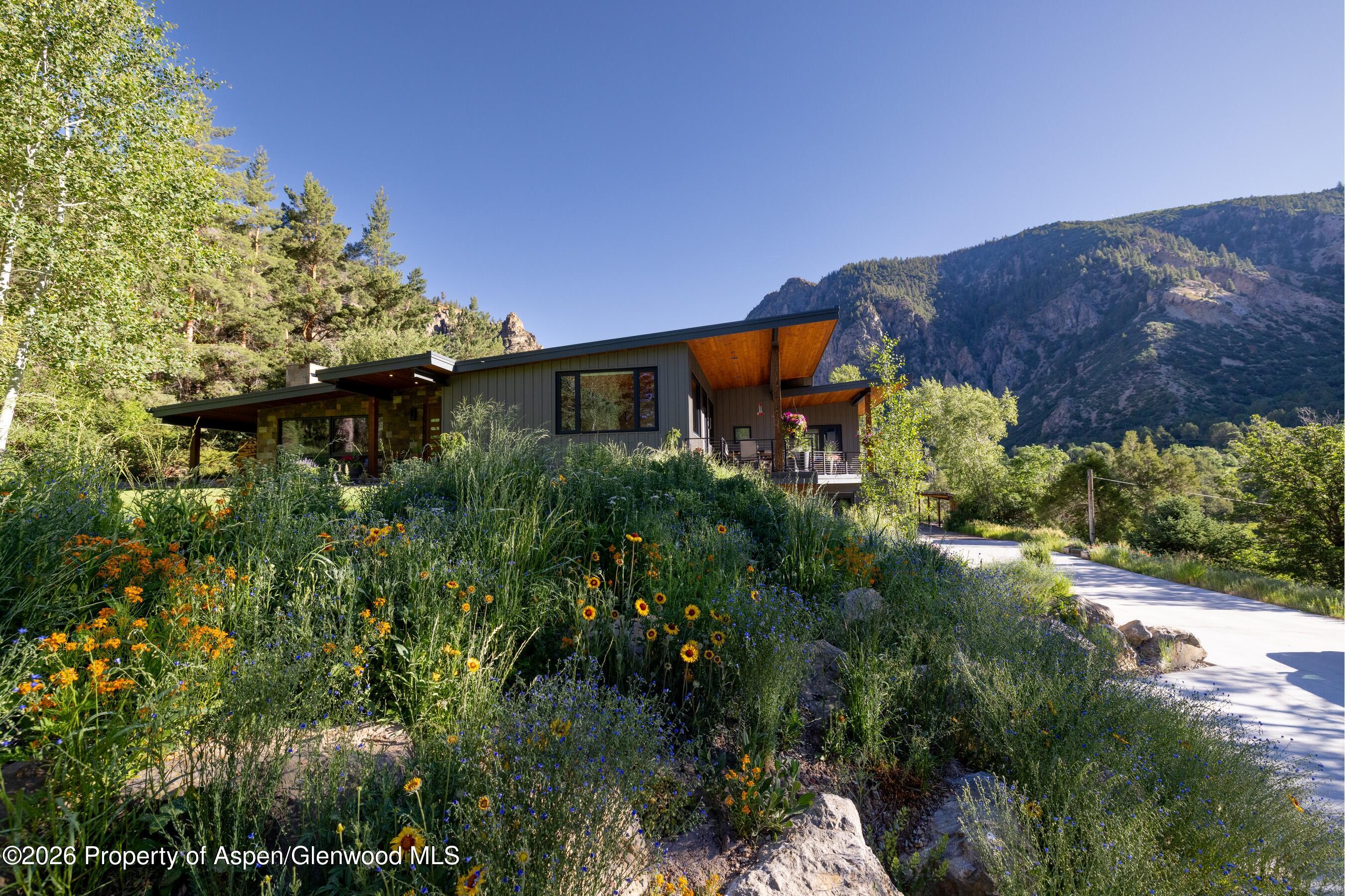 14418 Highway 133 Property Photo 1