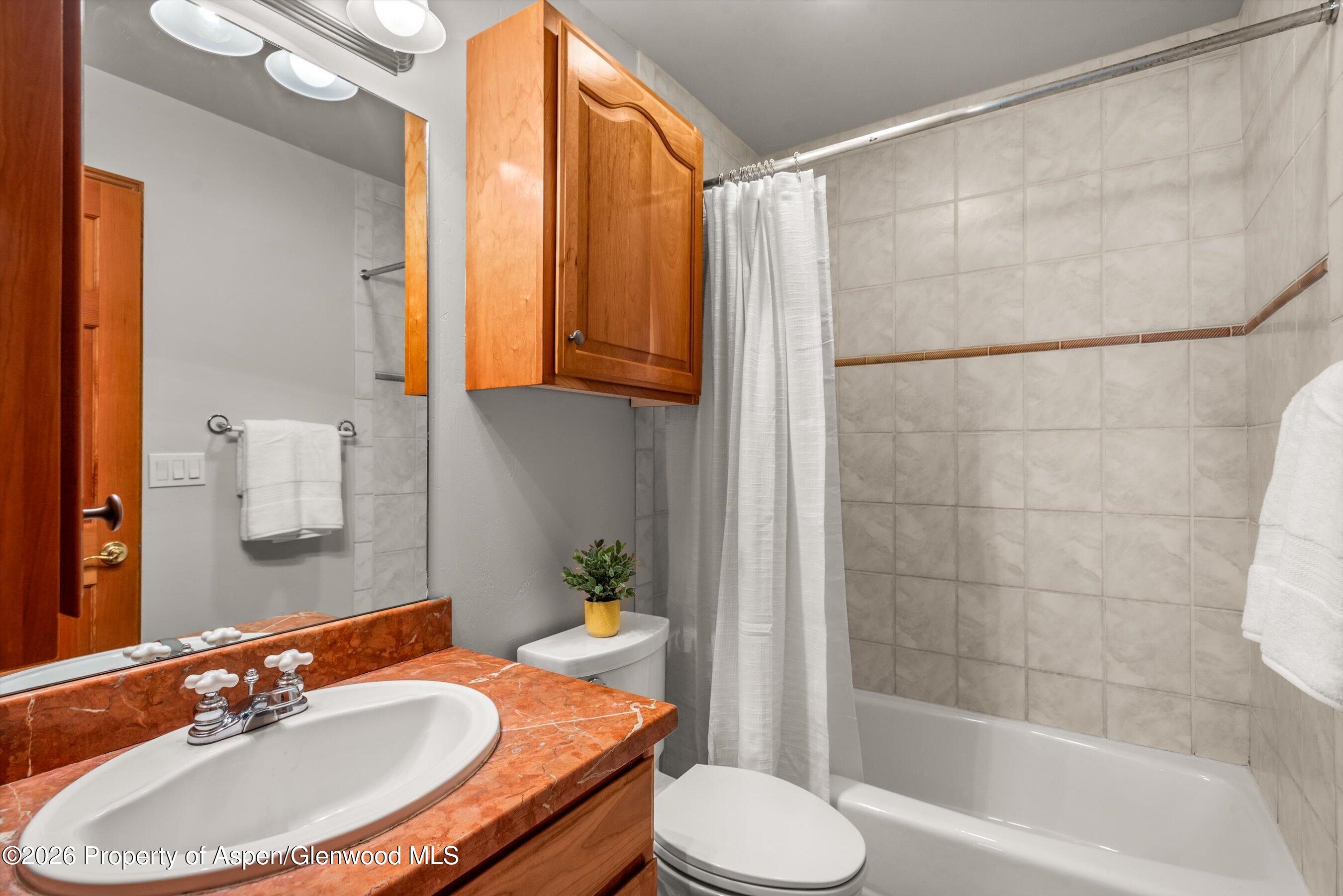 11 Riversedge Court Property Photo 15