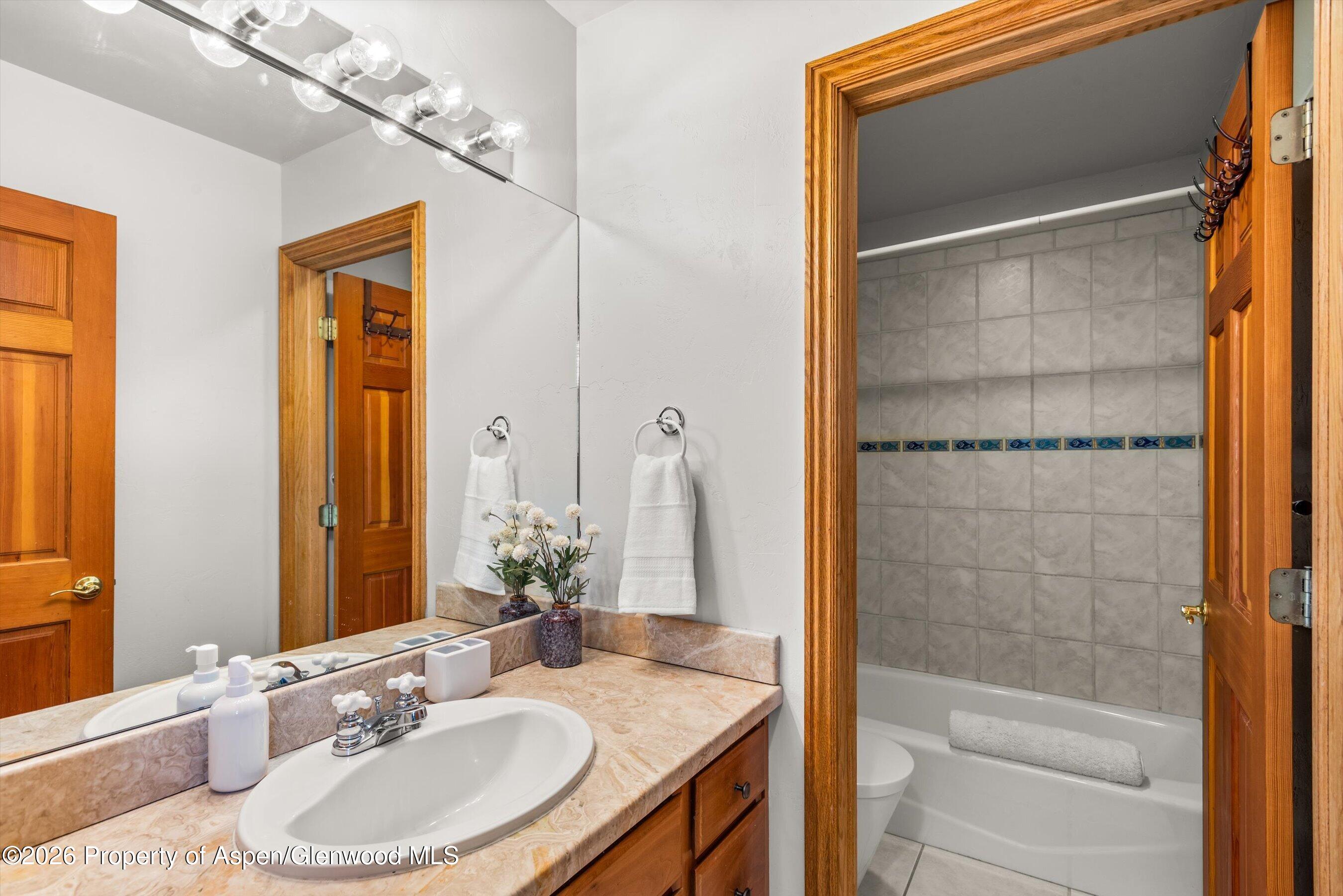 11 Riversedge Court Property Photo 18