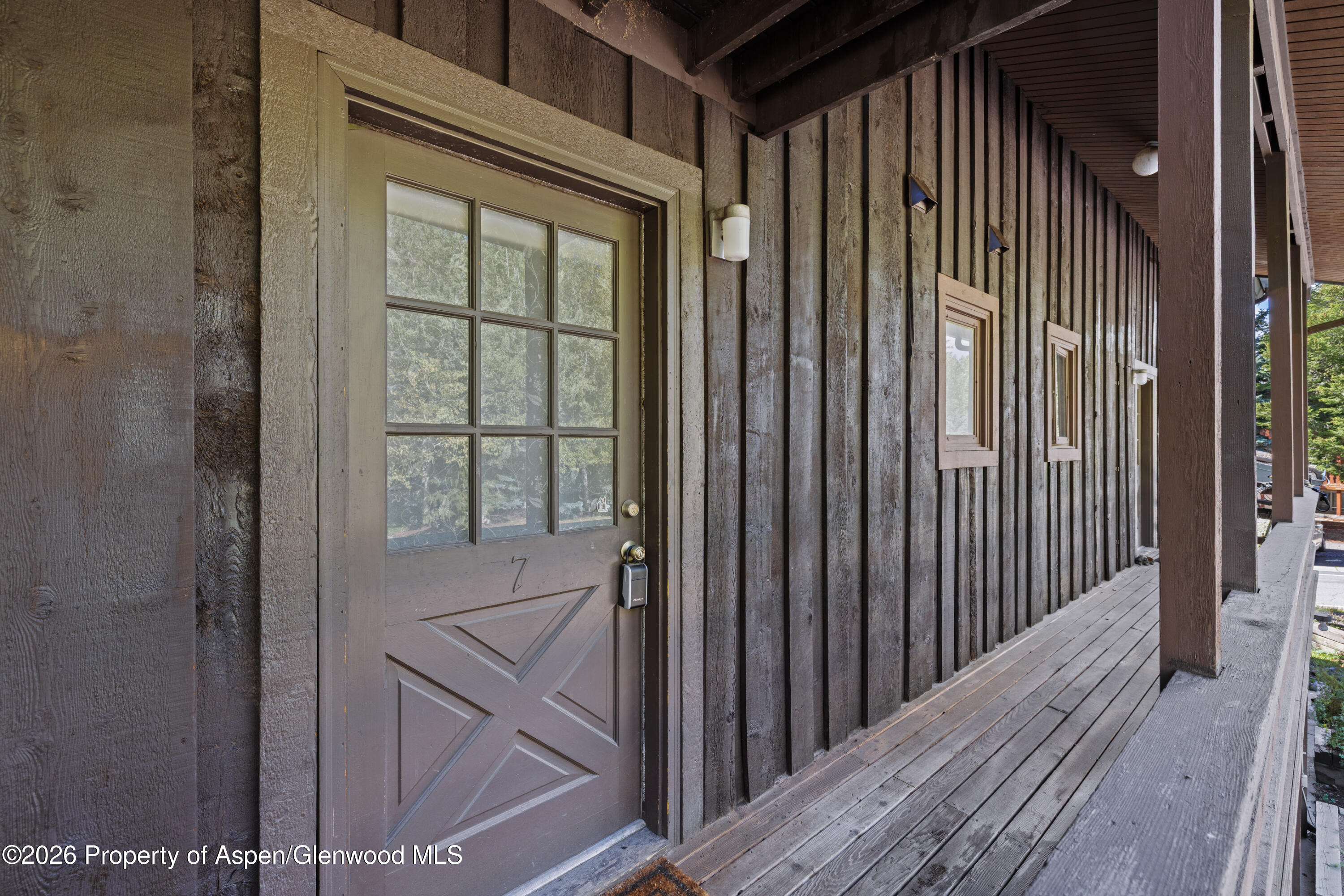 1880 Meadow Ridge Road 7 Property Photo 6