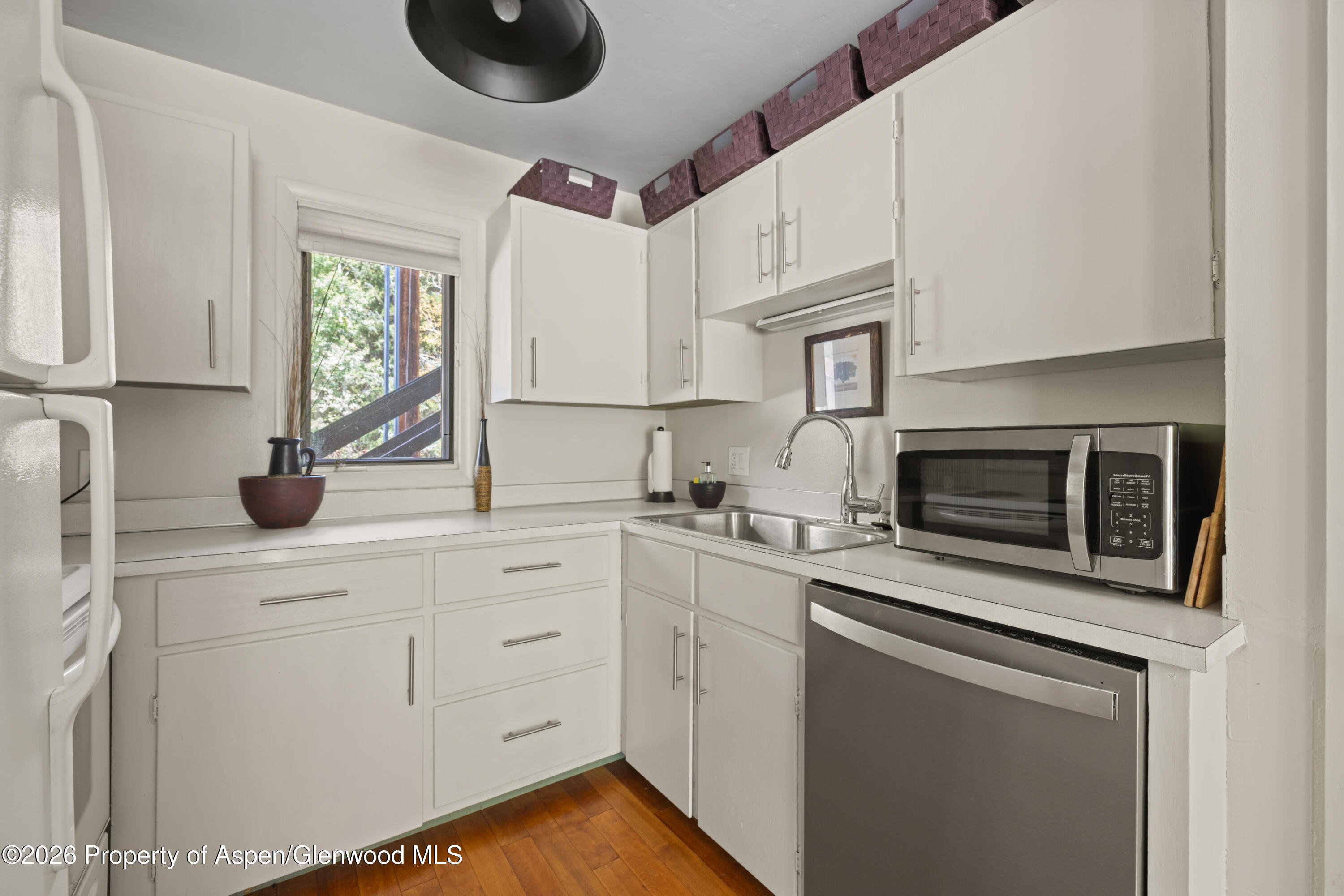 1880 Meadow Ridge Road 7 Property Photo 13