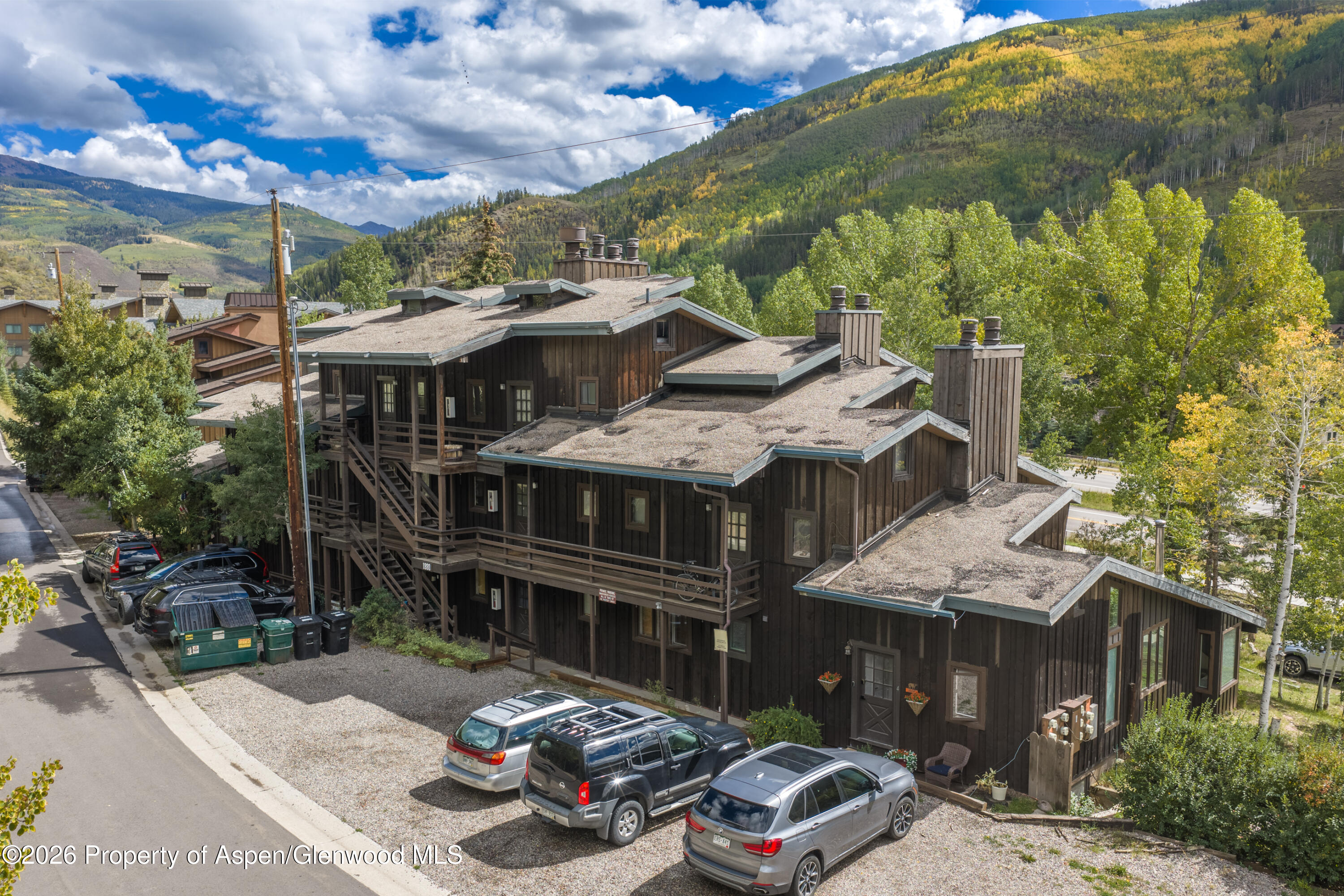 1880 Meadow Ridge Road 7 Property Photo 25